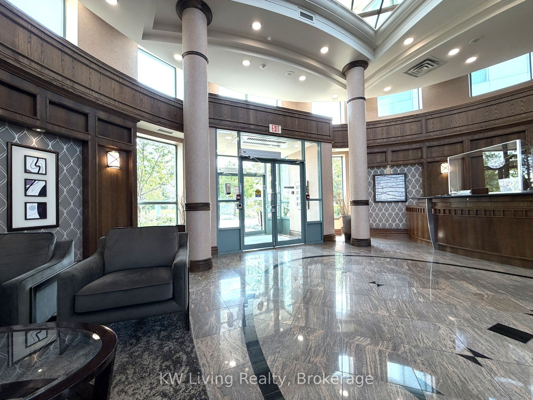 4900 Glen Erin Drive 1707, Mississauga, ON L5M 7S2 photo 3