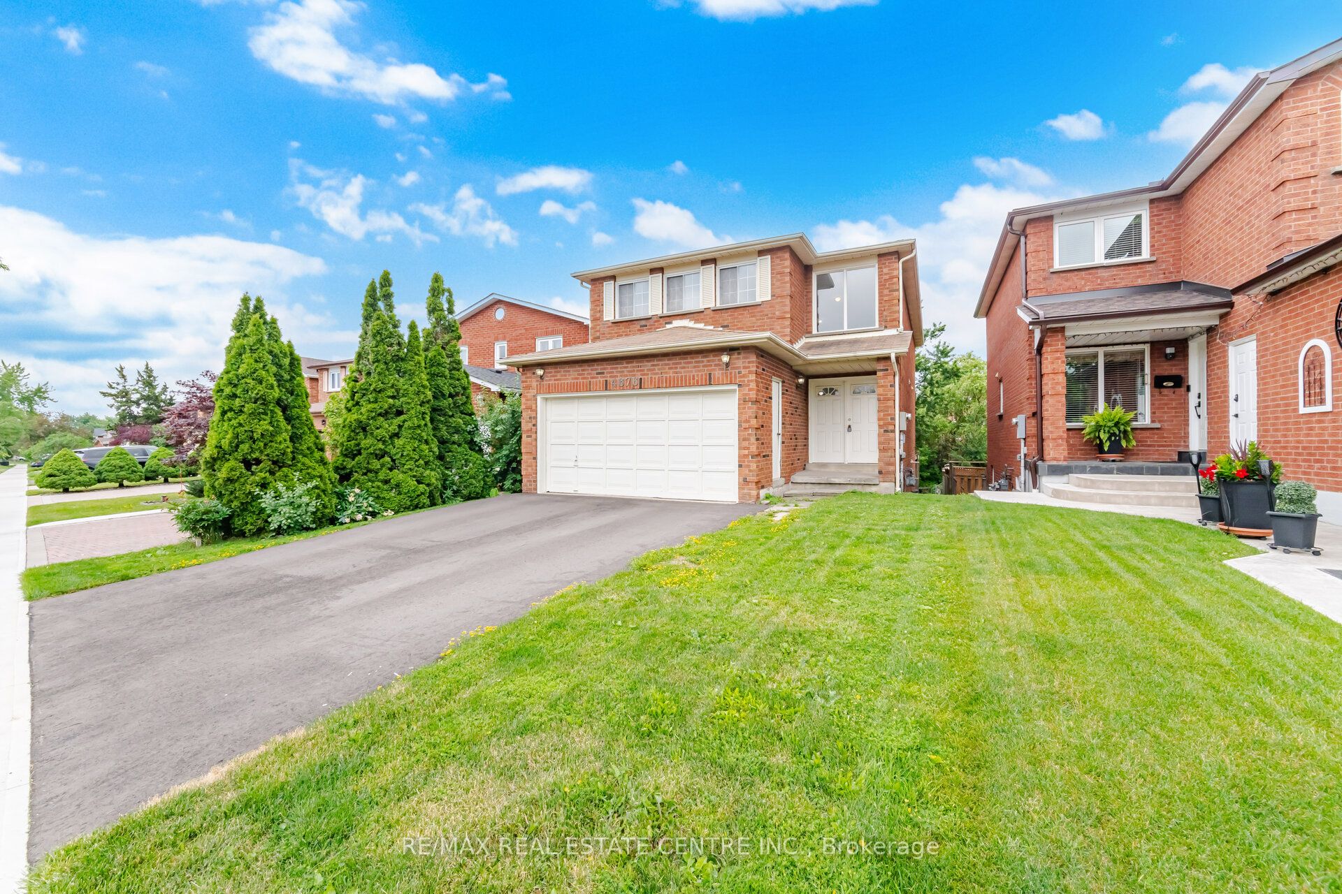 4676 Owl Circle Main and 2nd, Mississauga, ON L4Z 2W6 photo 5