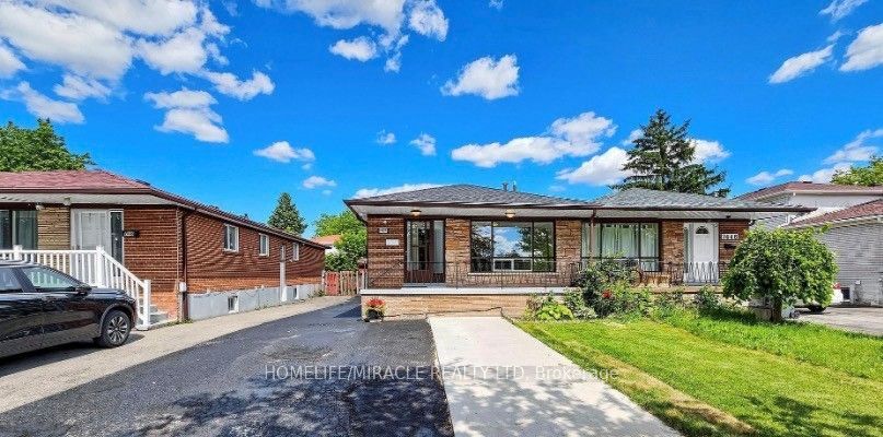 7444 Homeside Gardens, Mississauga, ON L4T 2A7