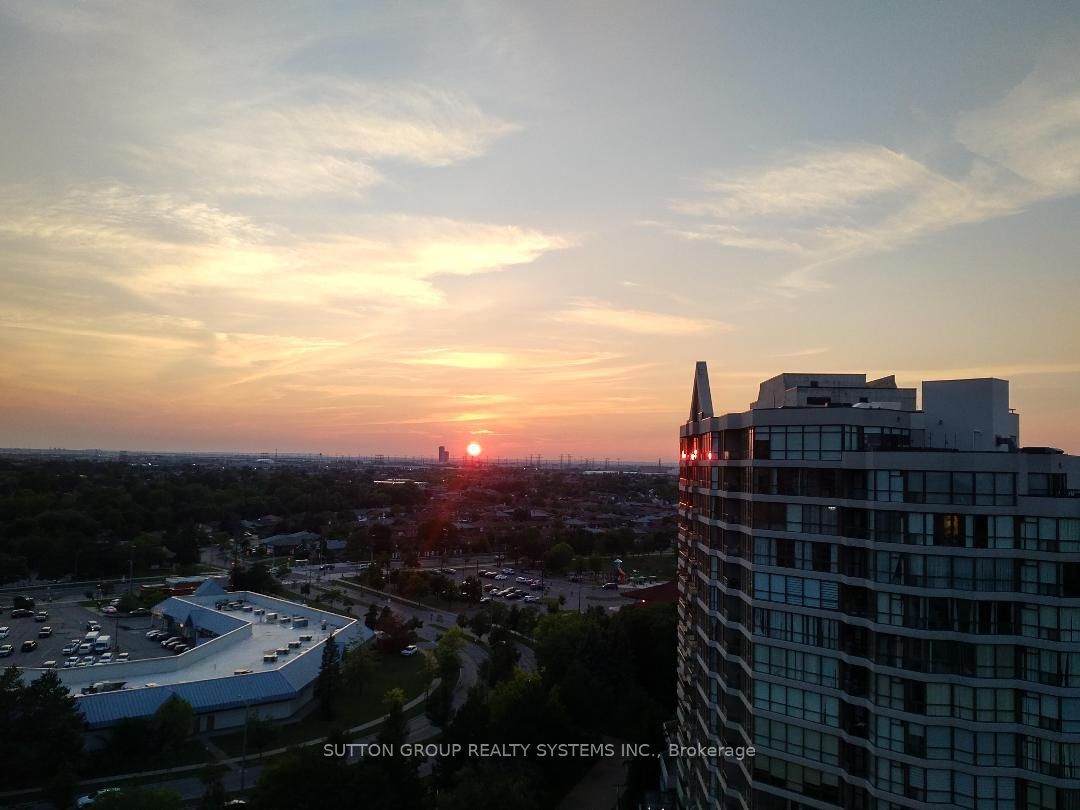 3 Rowntree Road 1610, Toronto, ON M9V 5G8 photo 3