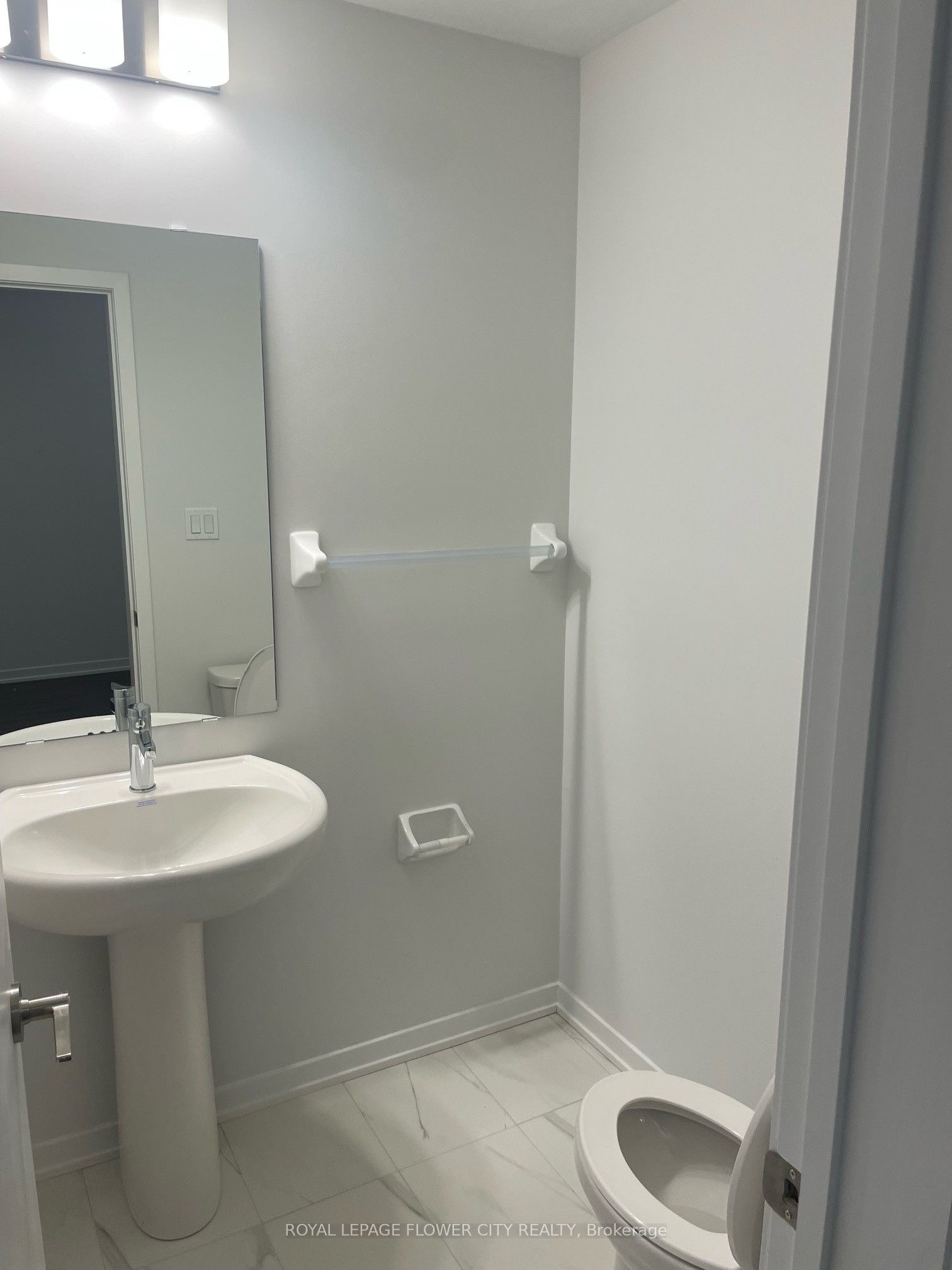 40 William Jacksn Way 120, Toronto, ON M8V 9K9 photo 4