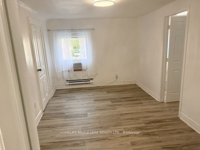 8 John Street A, Toronto, ON M9N 1J3 photo 4