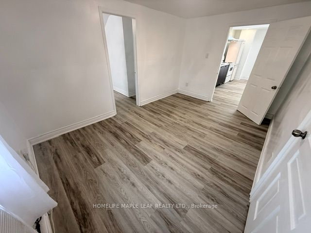 8 John Street A, Toronto, ON M9N 1J3 photo 5