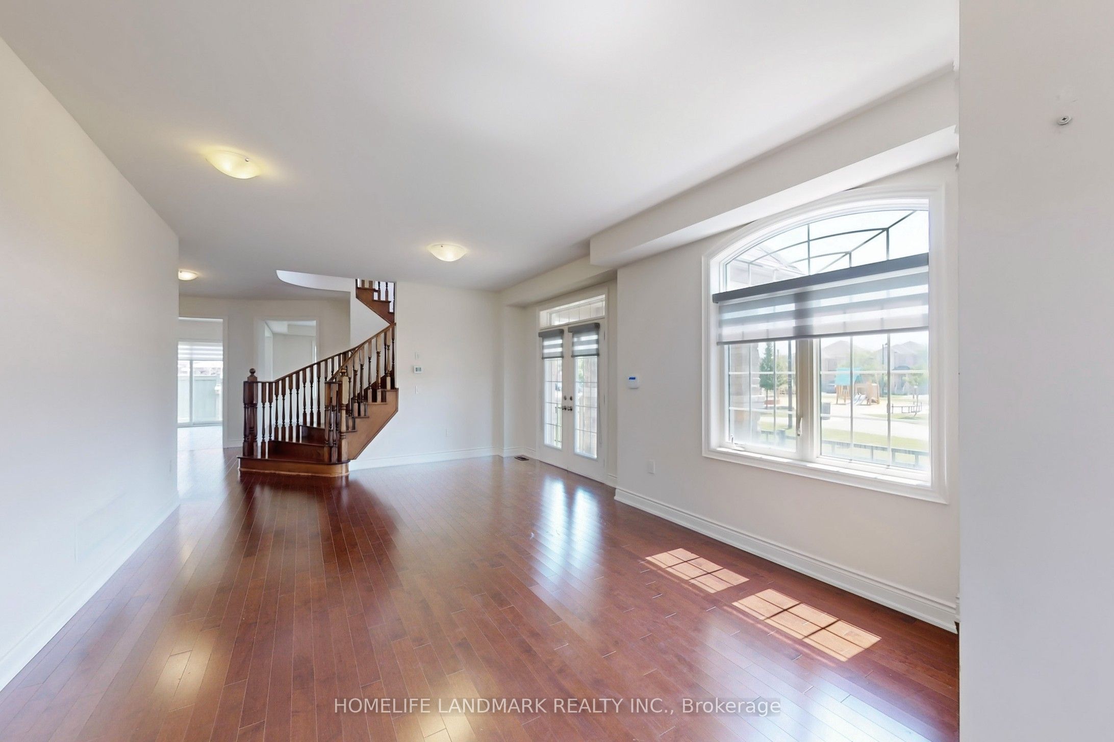 1533 Devine Point, Milton, ON L9E 1H6 photo 5