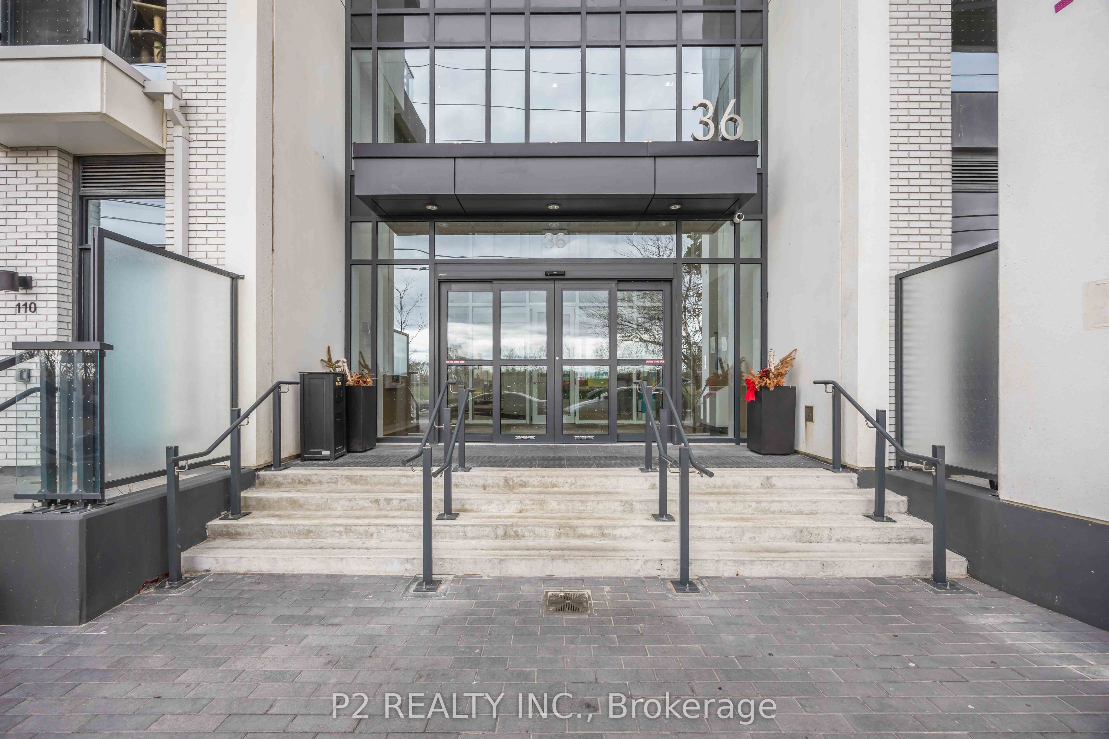 36 ZORRA Street 2609, Toronto, ON M8Z 0G5 photo 2