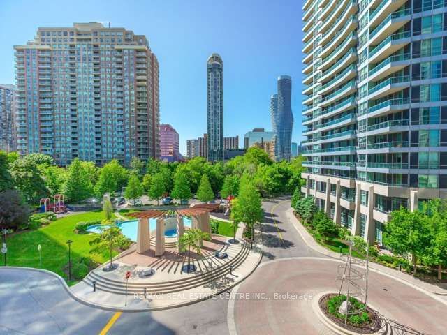 33 Elm Drive 1205, Mississauga, ON L5B 4M2 photo 4