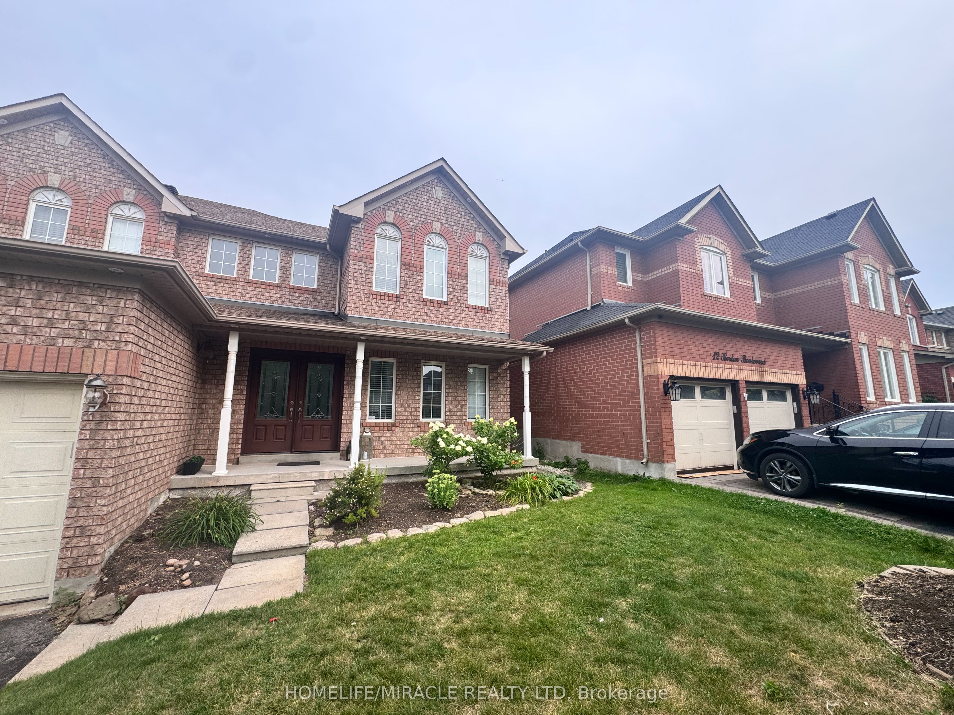 14 Berton Boulevard, Halton Hills, ON L7G 6A5