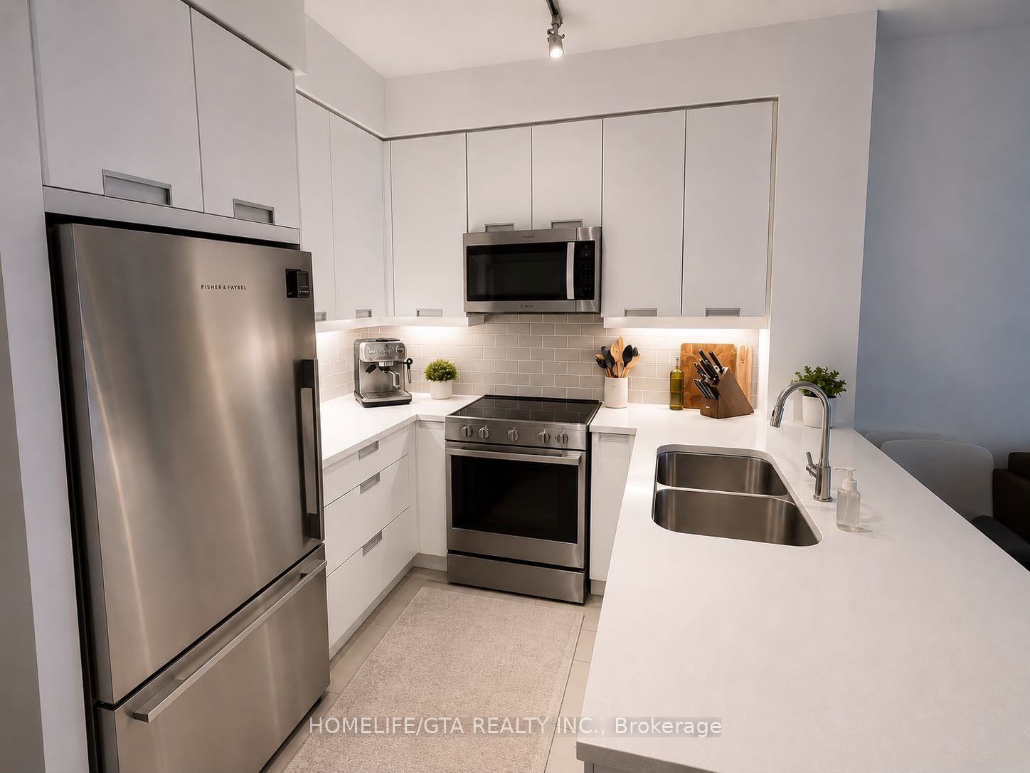 35 Watergarden Drive 1616, Mississauga, ON M1S 0C2 photo 3