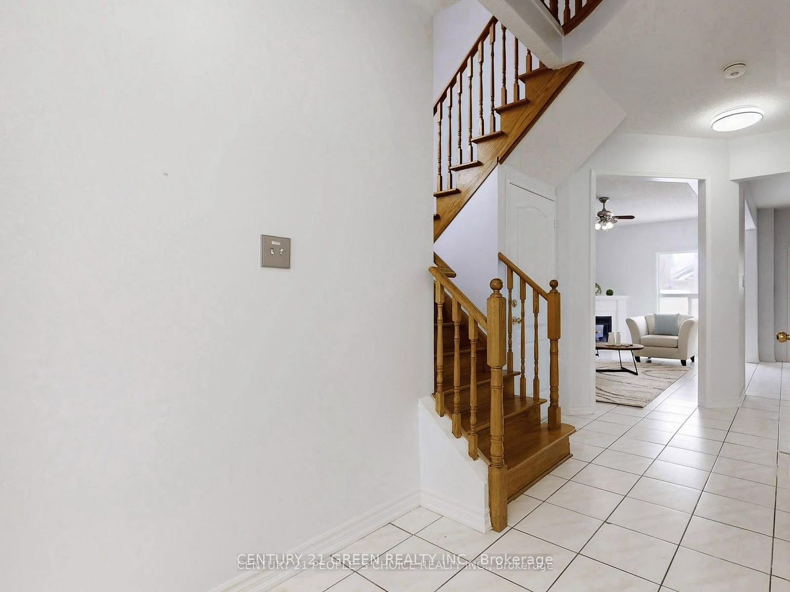 3253 Bruzan Crescent (Upper), Mississauga, ON L5N 8E7 photo 5