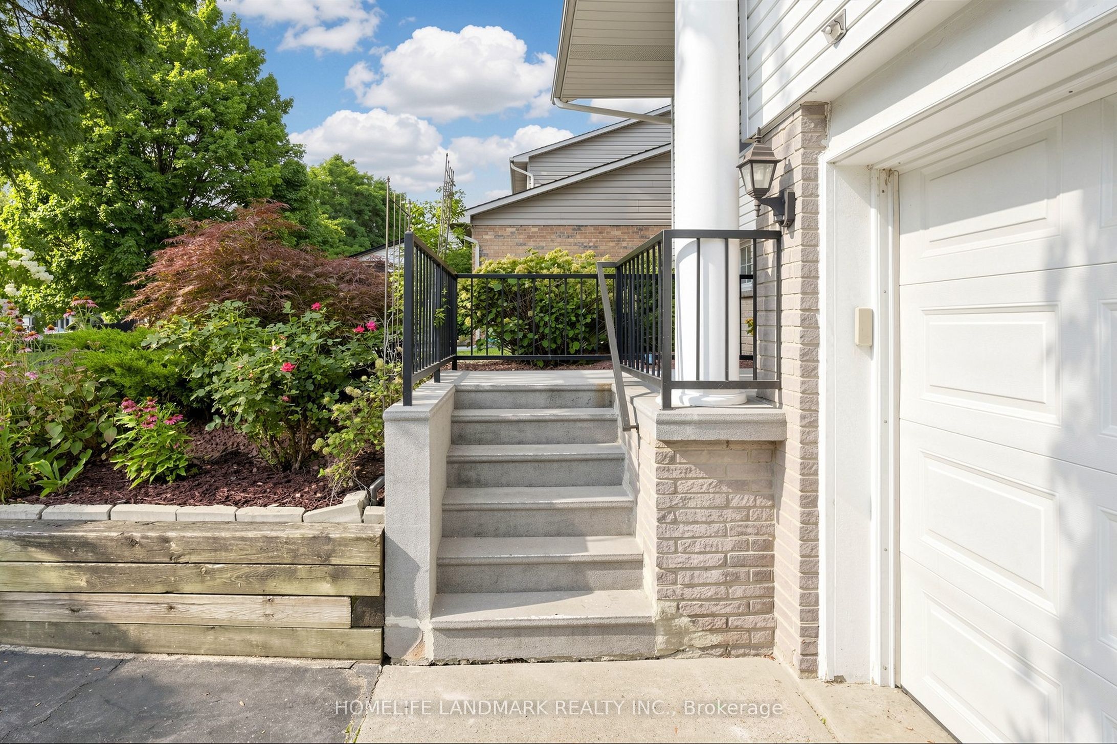 4132 Celia Court, Burlington, ON L7L 5L9 photo 3