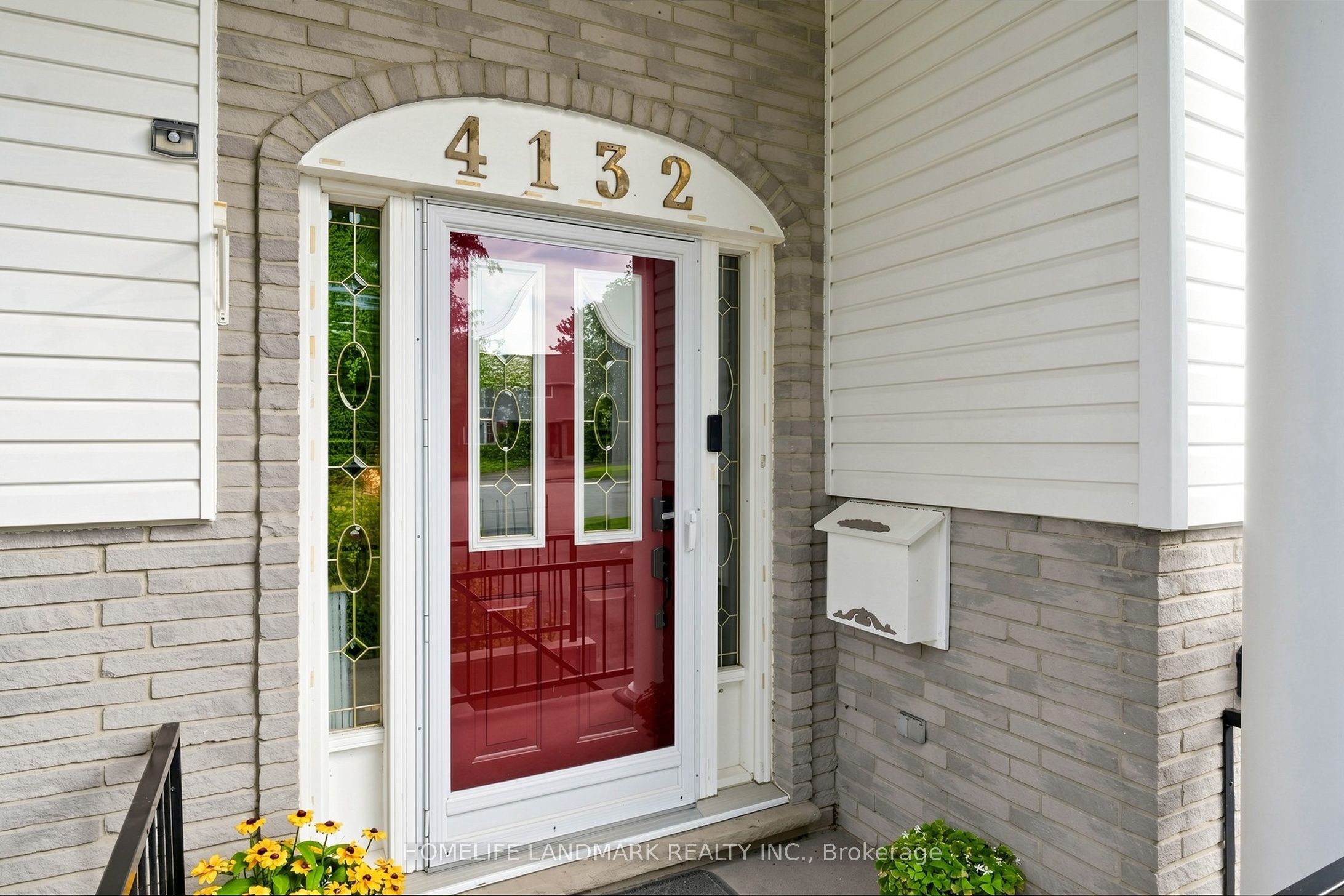4132 Celia Court, Burlington, ON L7L 5L9 photo 4