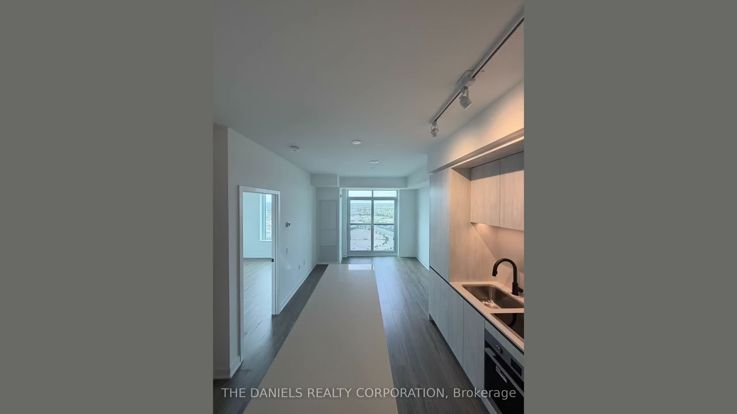 2495 Eglinton Avenue W 2507, Mississauga, ON L5M 2T2 photo 3