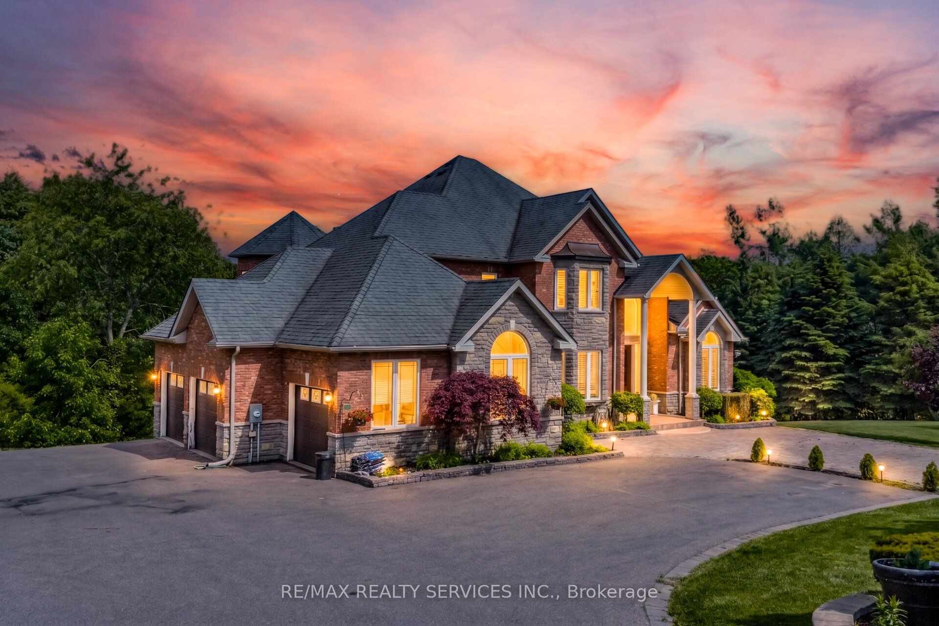3 Valley Hill Drive, Caledon, ON L7E 0B8