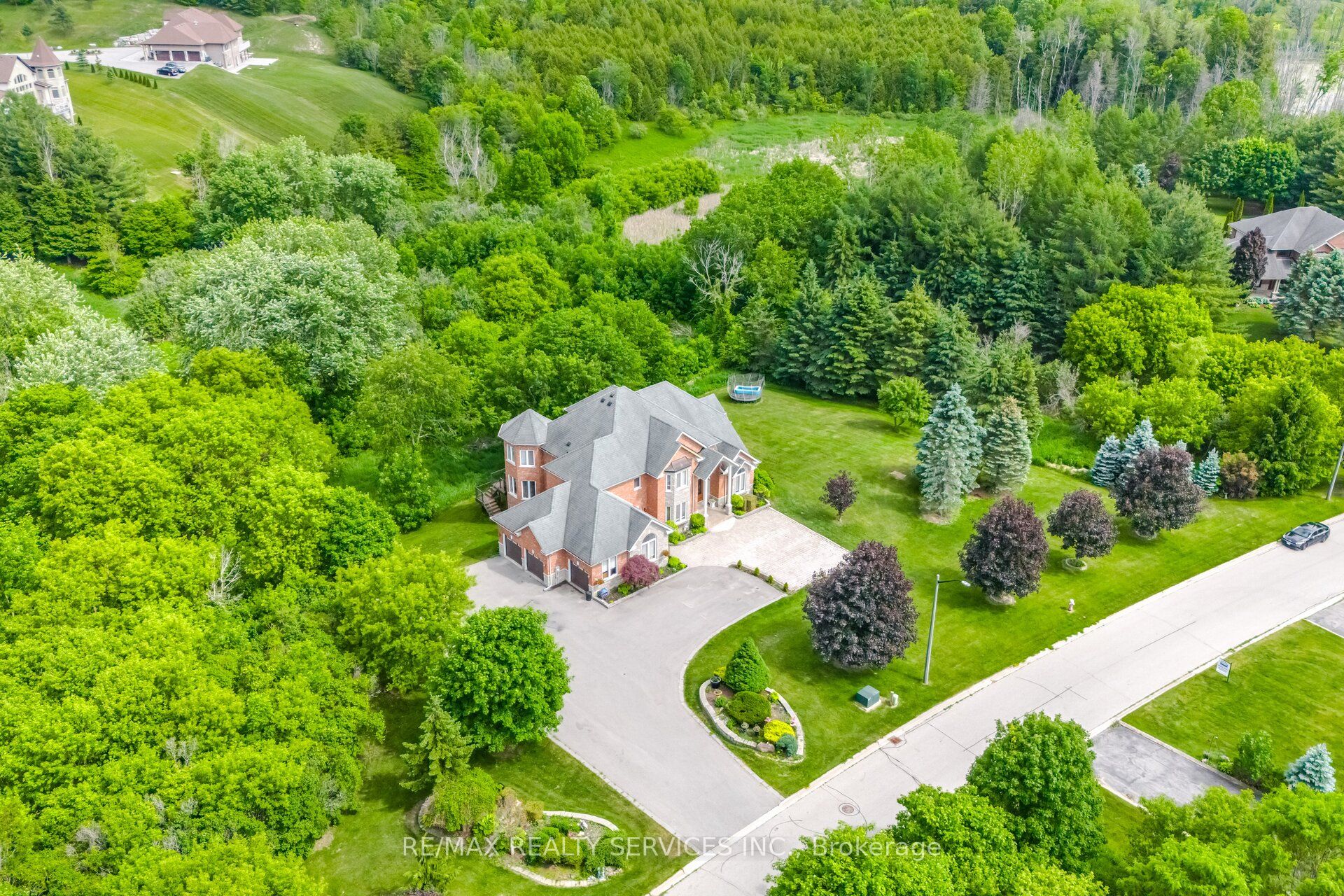 3 Valley Hill Drive, Caledon, ON L7E 0B8 photo 4