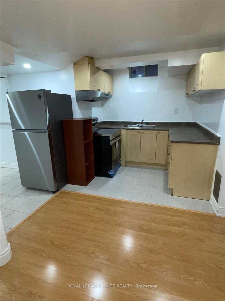84 Don Minaker Drive, Brampton, ON L6P 1R7 photo 5