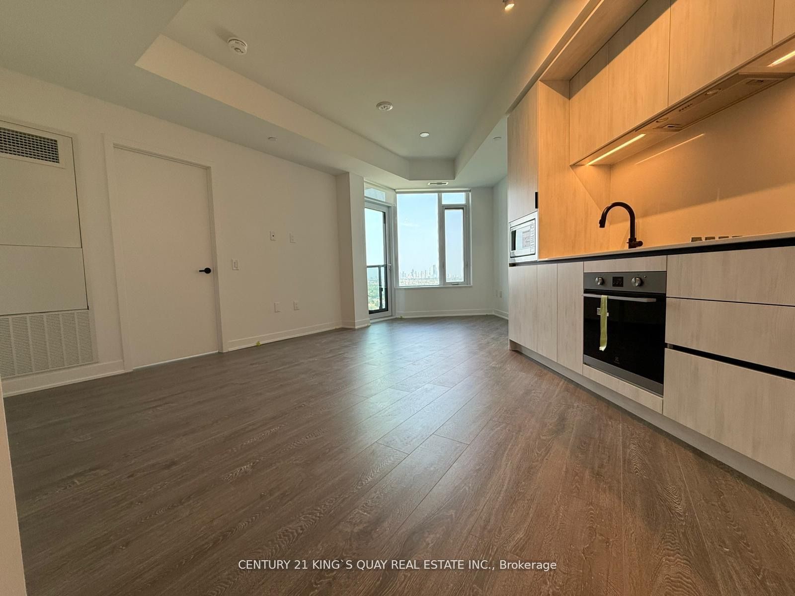 2495 Eglinton Avenue W 2001, Mississauga, ON L5M 2T2 photo 5