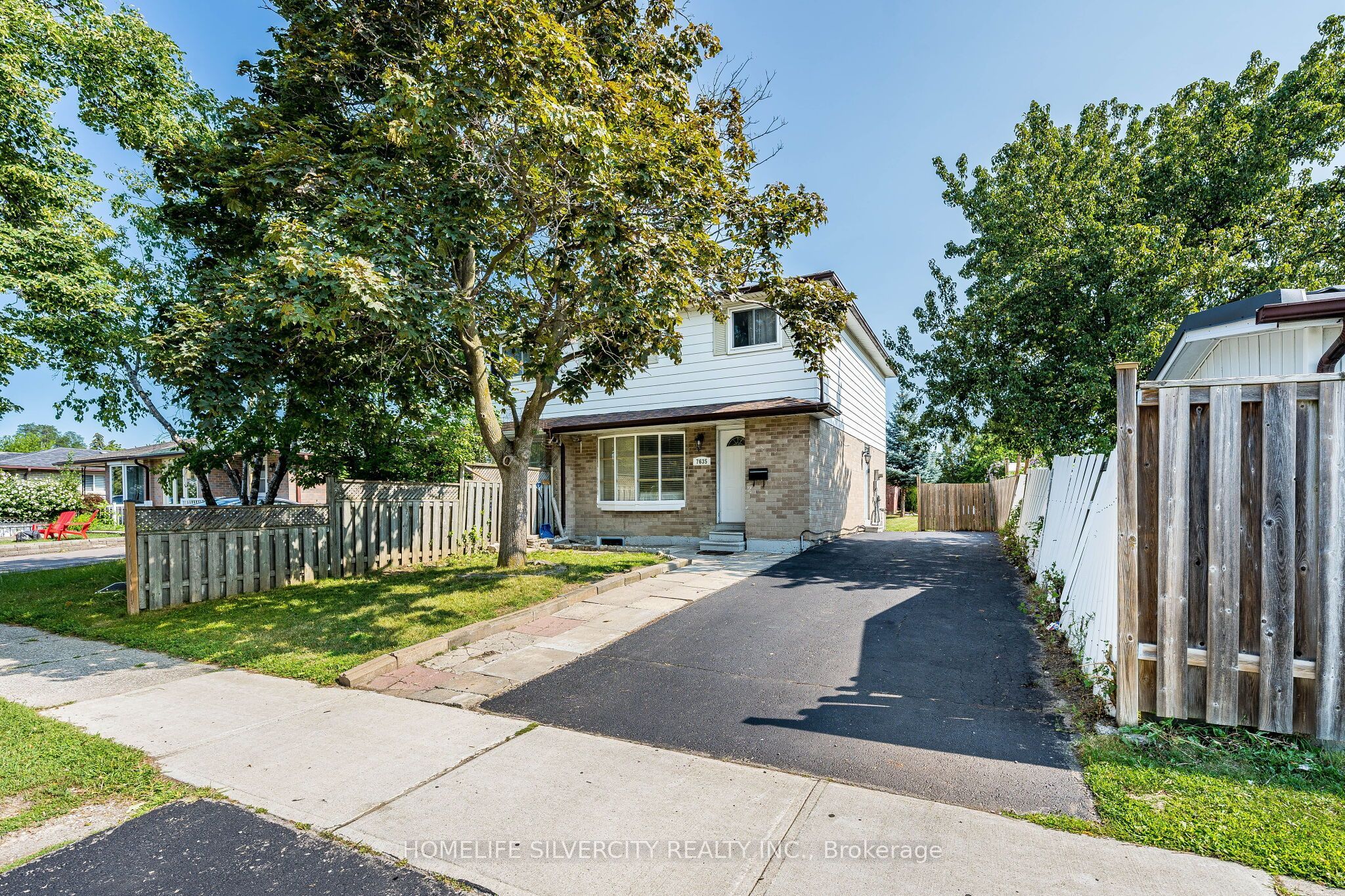 7635 Anaka Drive, Mississauga, ON L4T 3H8