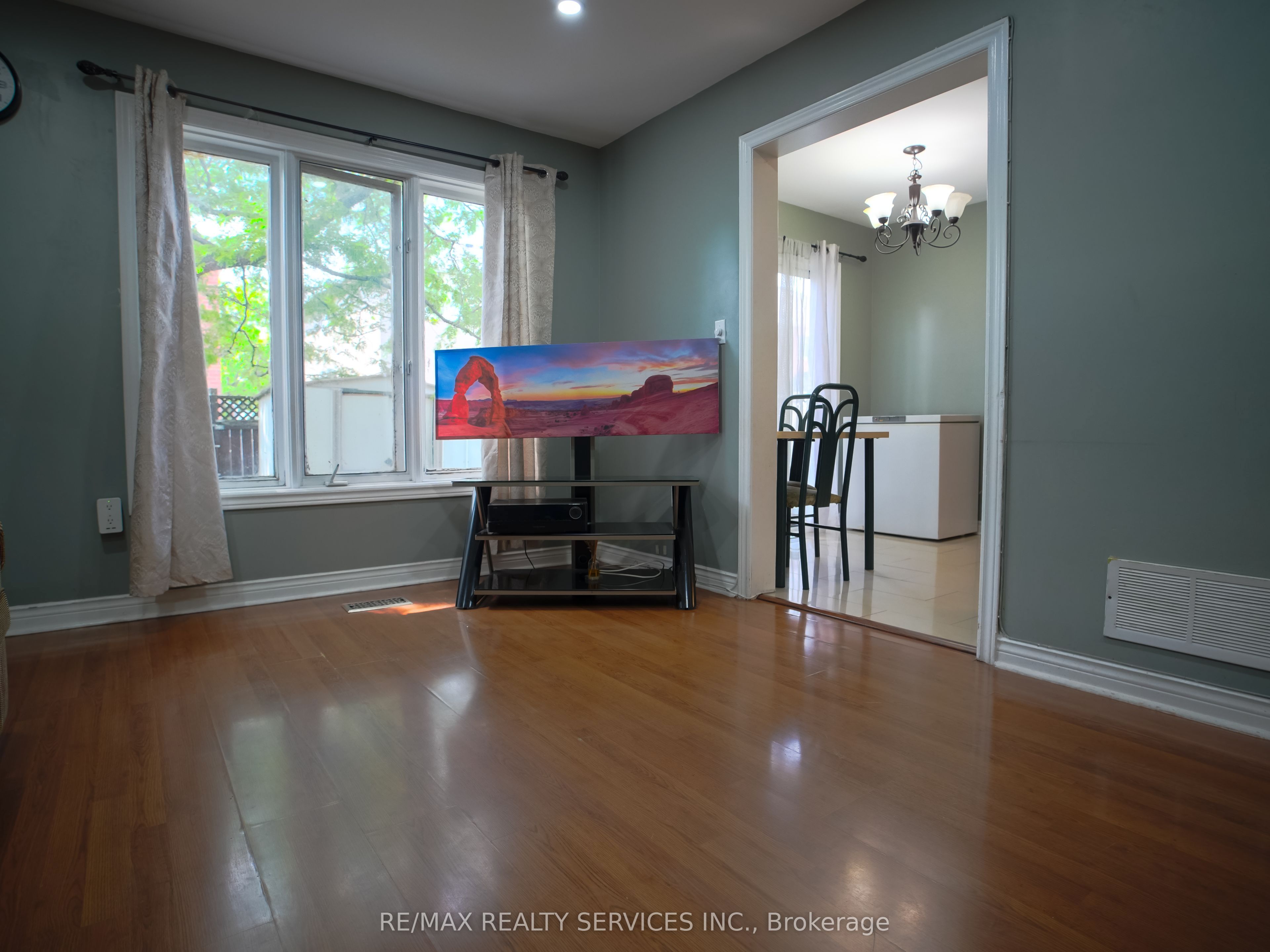 121 Pressed Brick Drive, Brampton, ON L6V 4K5
