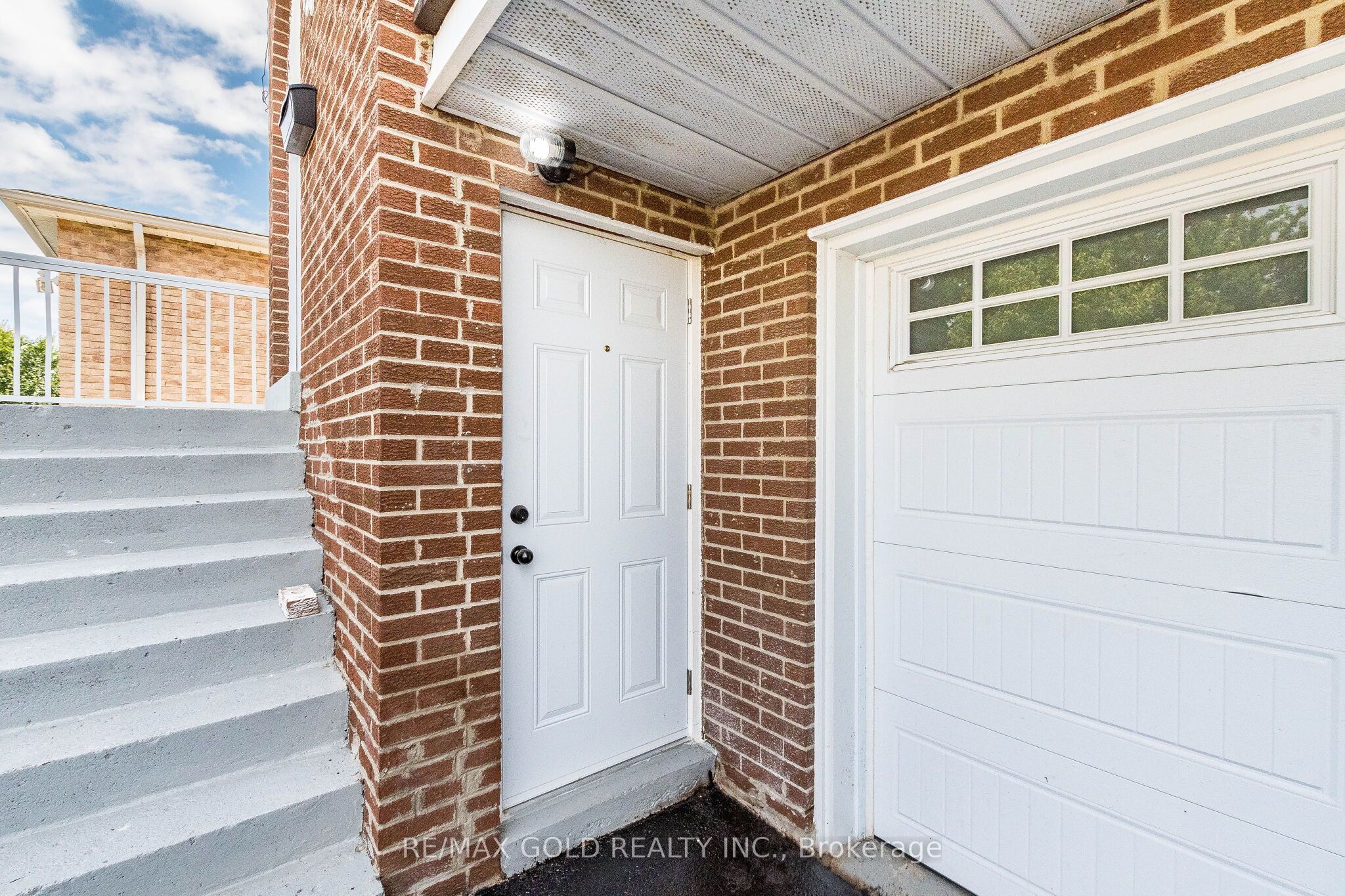 124 Banting Crescent, Brampton, ON L6Y 2L9 photo 4