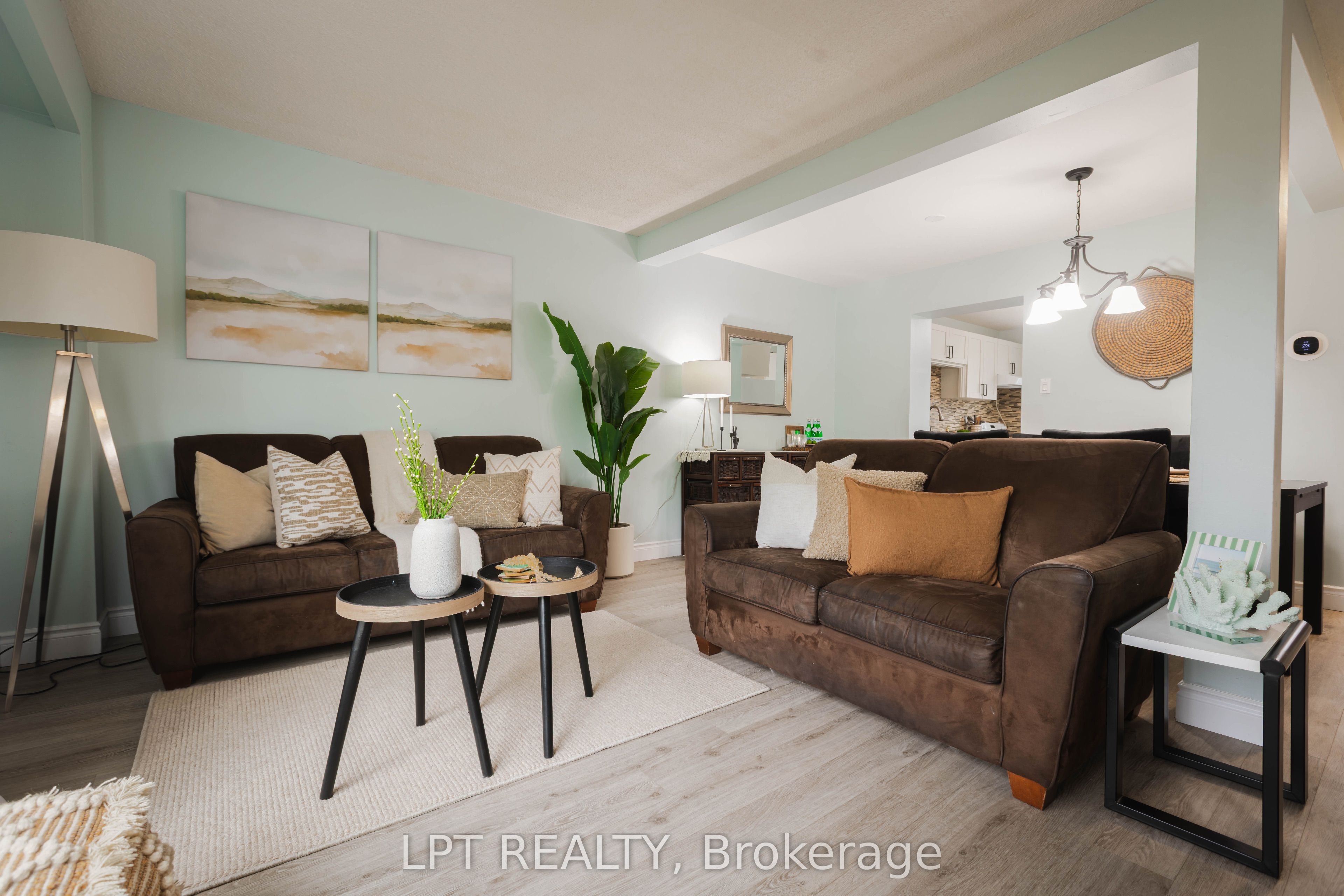 318 Laurier Avenue 3, Milton, ON L9T 3M9