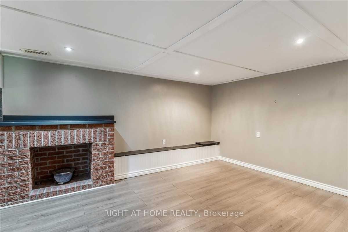 1252 Waterdown Road Lower, Burlington, ON L7P 4Z8 photo 5