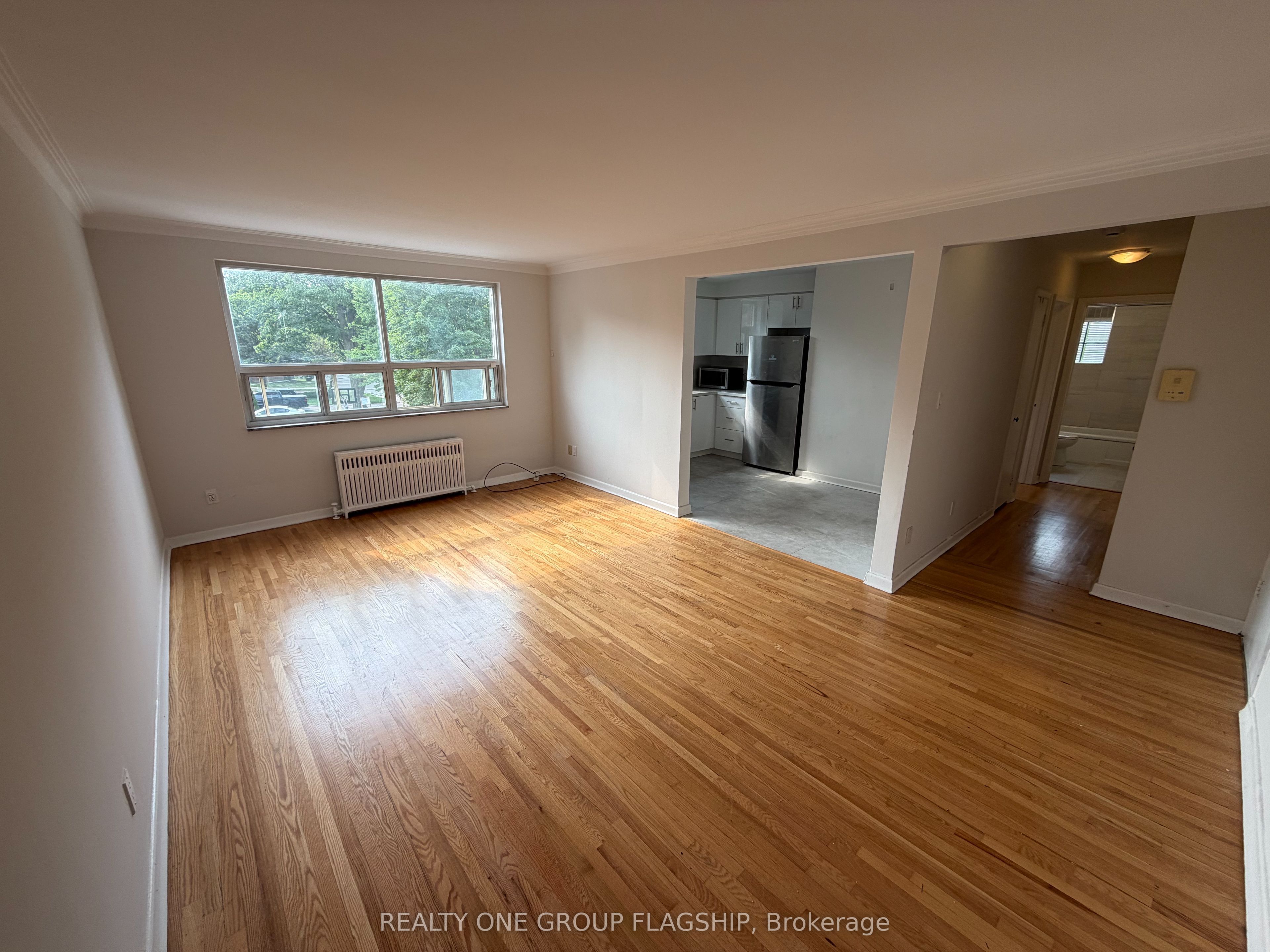 7 Elmwood Avenue S 9, Mississauga, ON L5G 3J6 photo 5