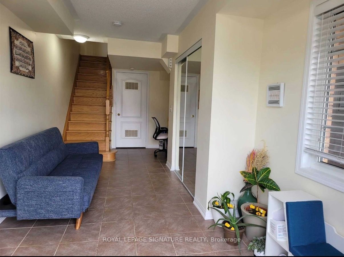 620 Ferguson Drive 2, Milton, ON L9T 0M7 photo 2