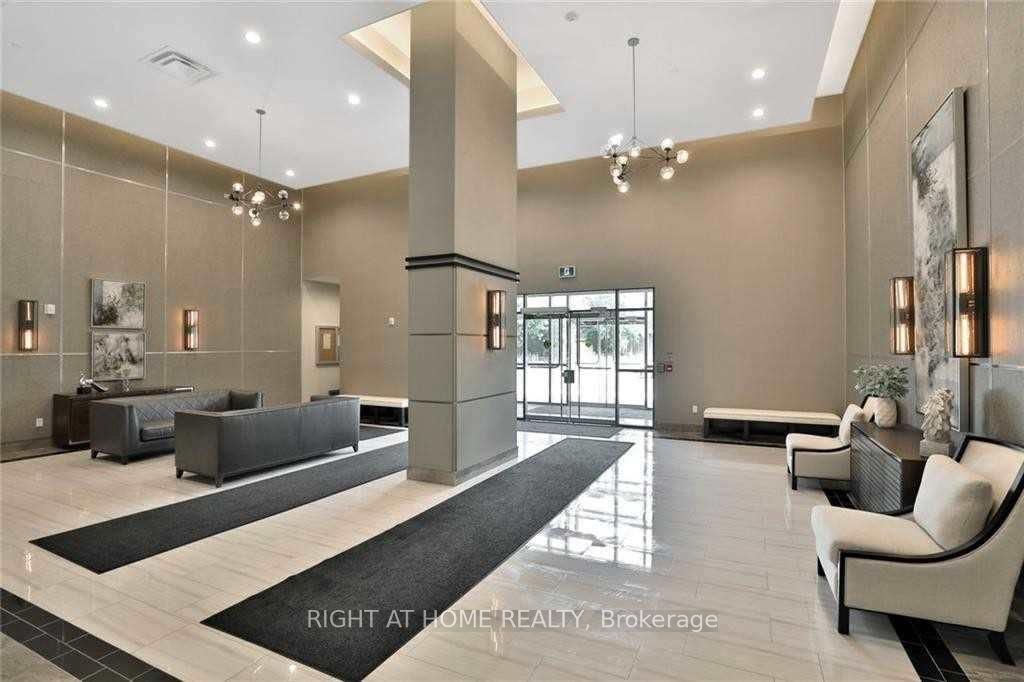 2486 Old Bronte Road 612, Oakville, ON L6M 4J2 photo 2