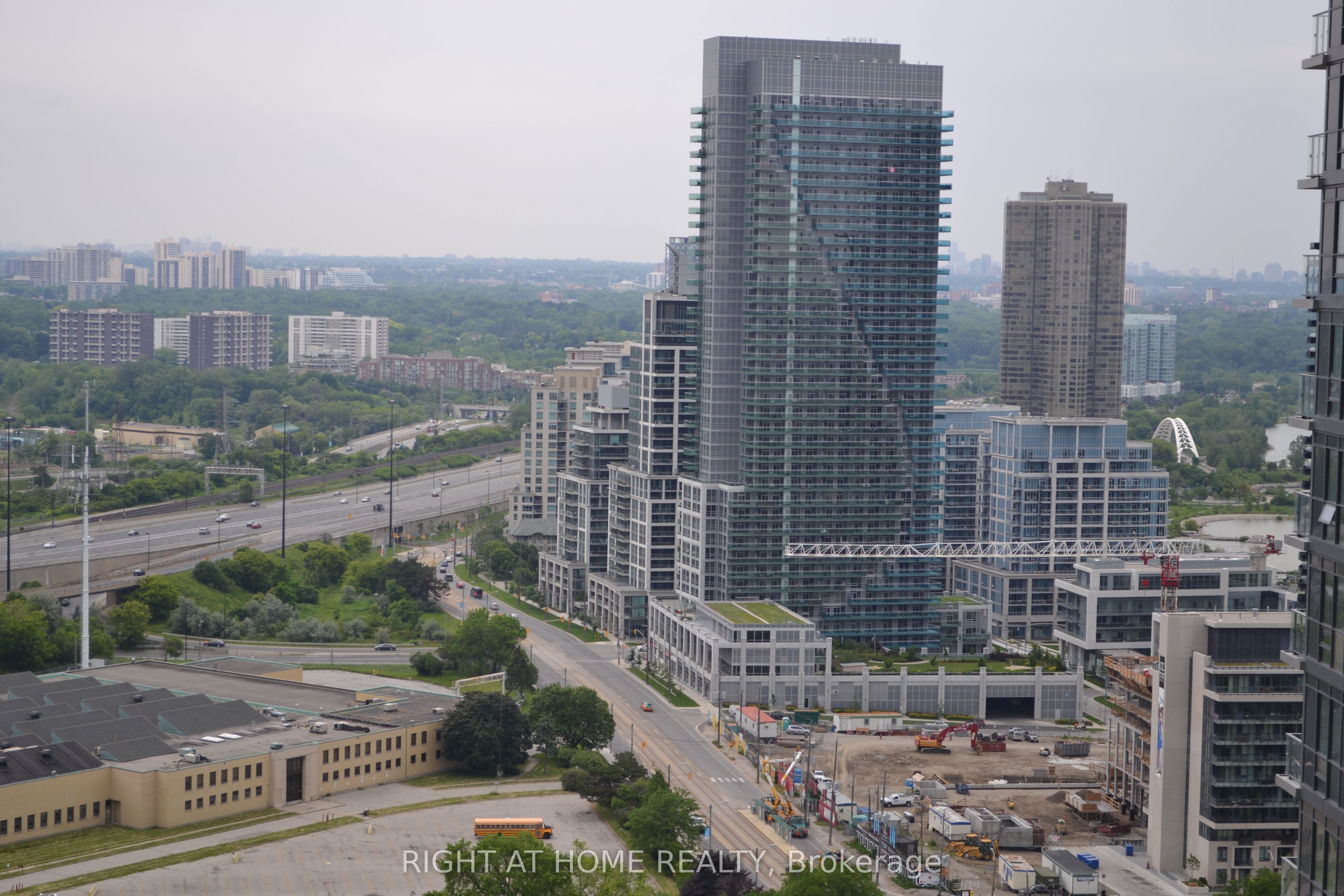 2212 Lake Shore Boulevard W 3509, Toronto, ON M8V 0C2 photo 3