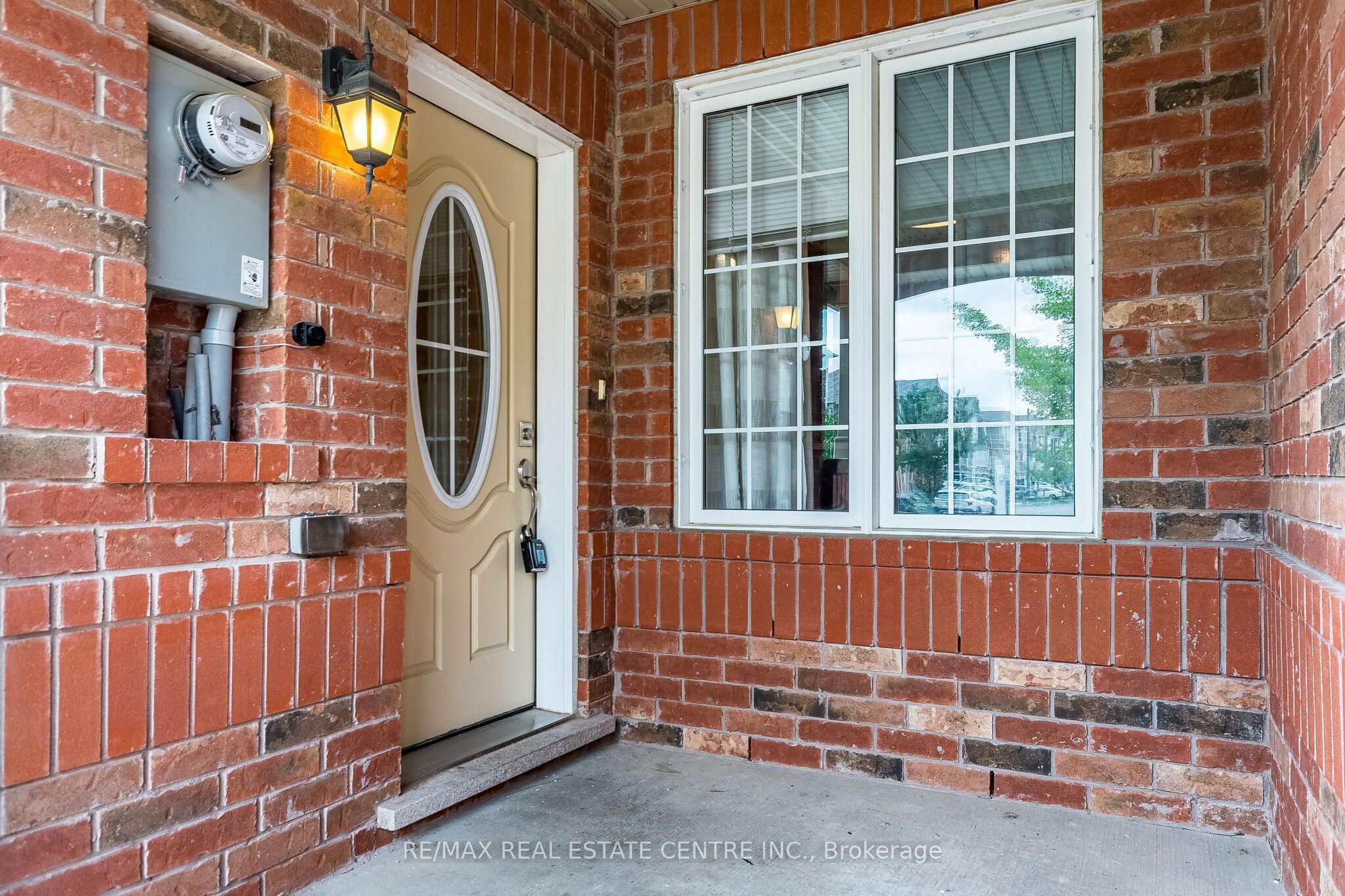 1020 Stemman Place, Milton, ON L9T 8H3 photo 4