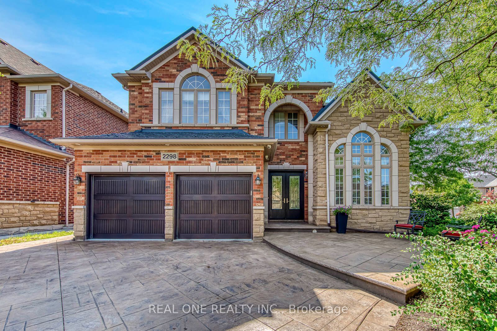 2298 Salcome Drive, Oakville, ON L6H 7N2 photo 3