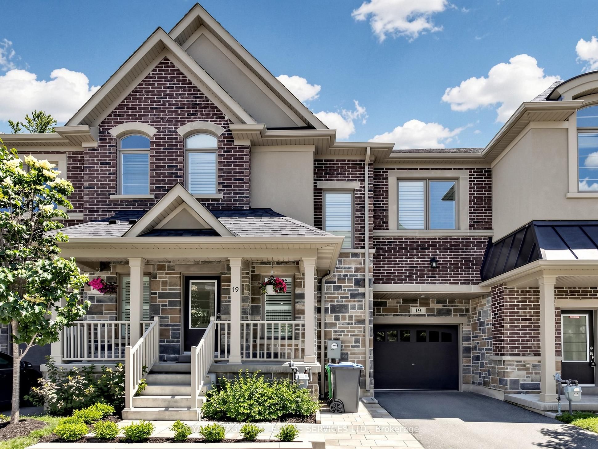 19 Summerbeam Way, Brampton, ON L6Y 6K5