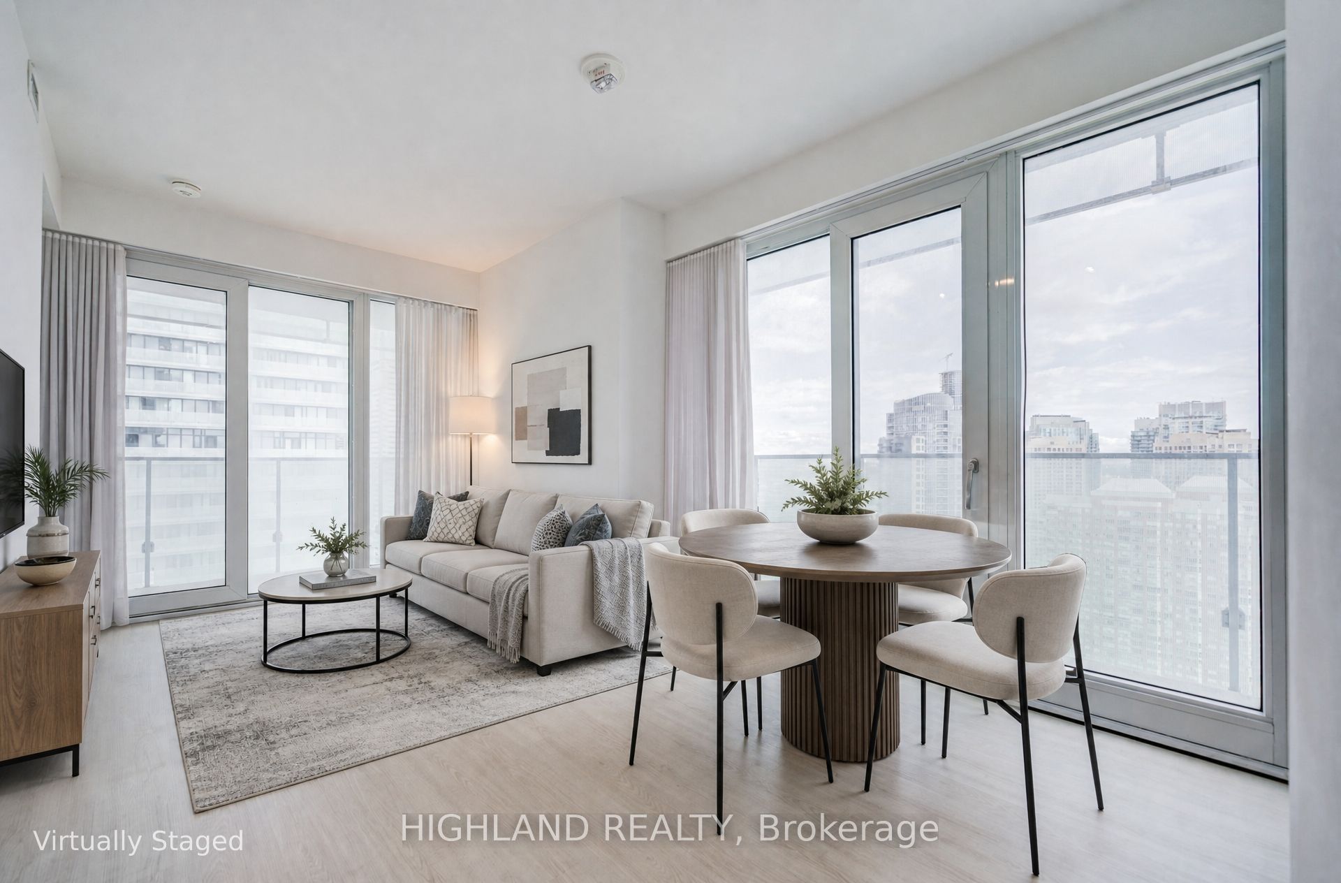 3883 Quartz Road 2403, Mississauga, ON L5B 0M4 photo 3