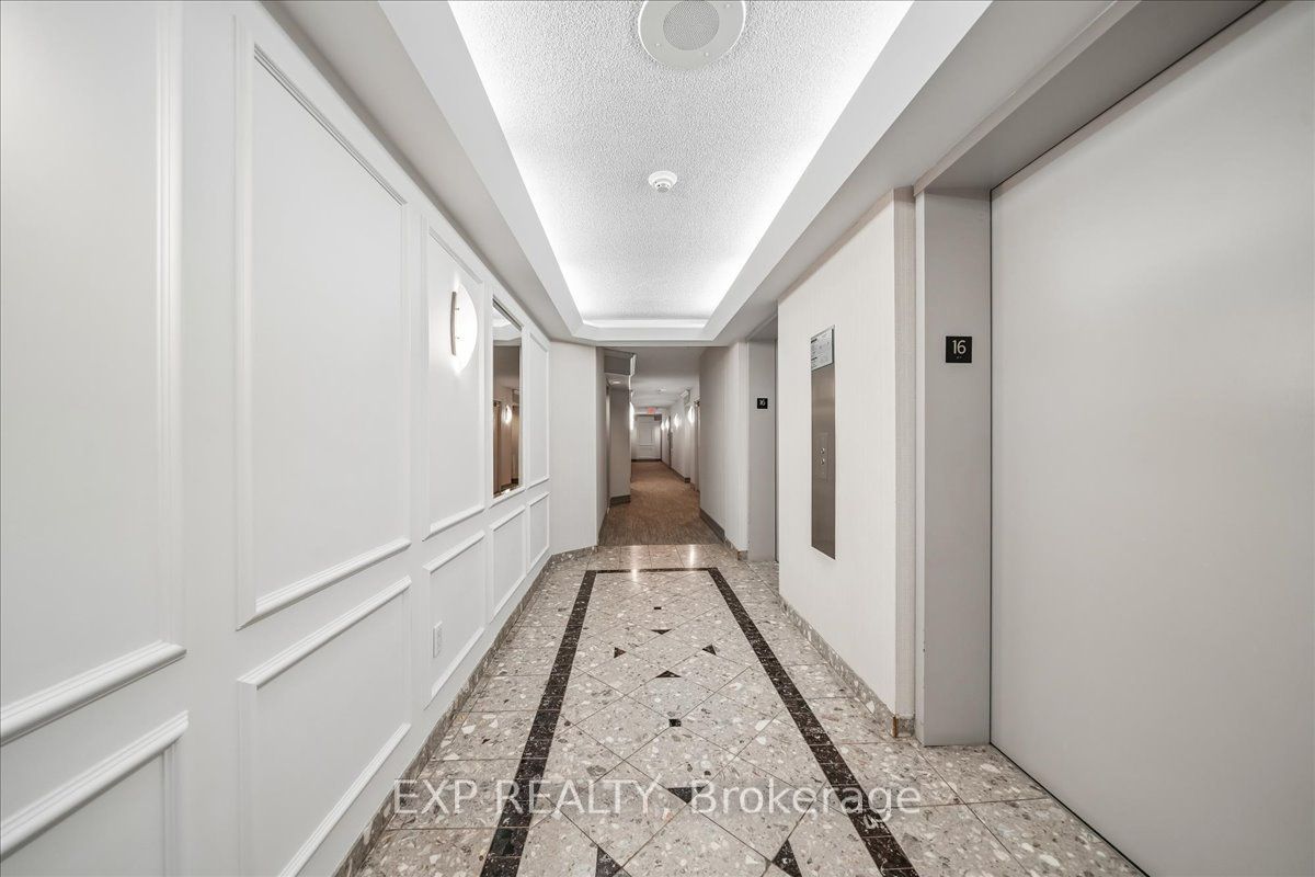 2177 Burnhamthorpe Road W 1603, Mississauga, ON L5L 5P9 photo 4