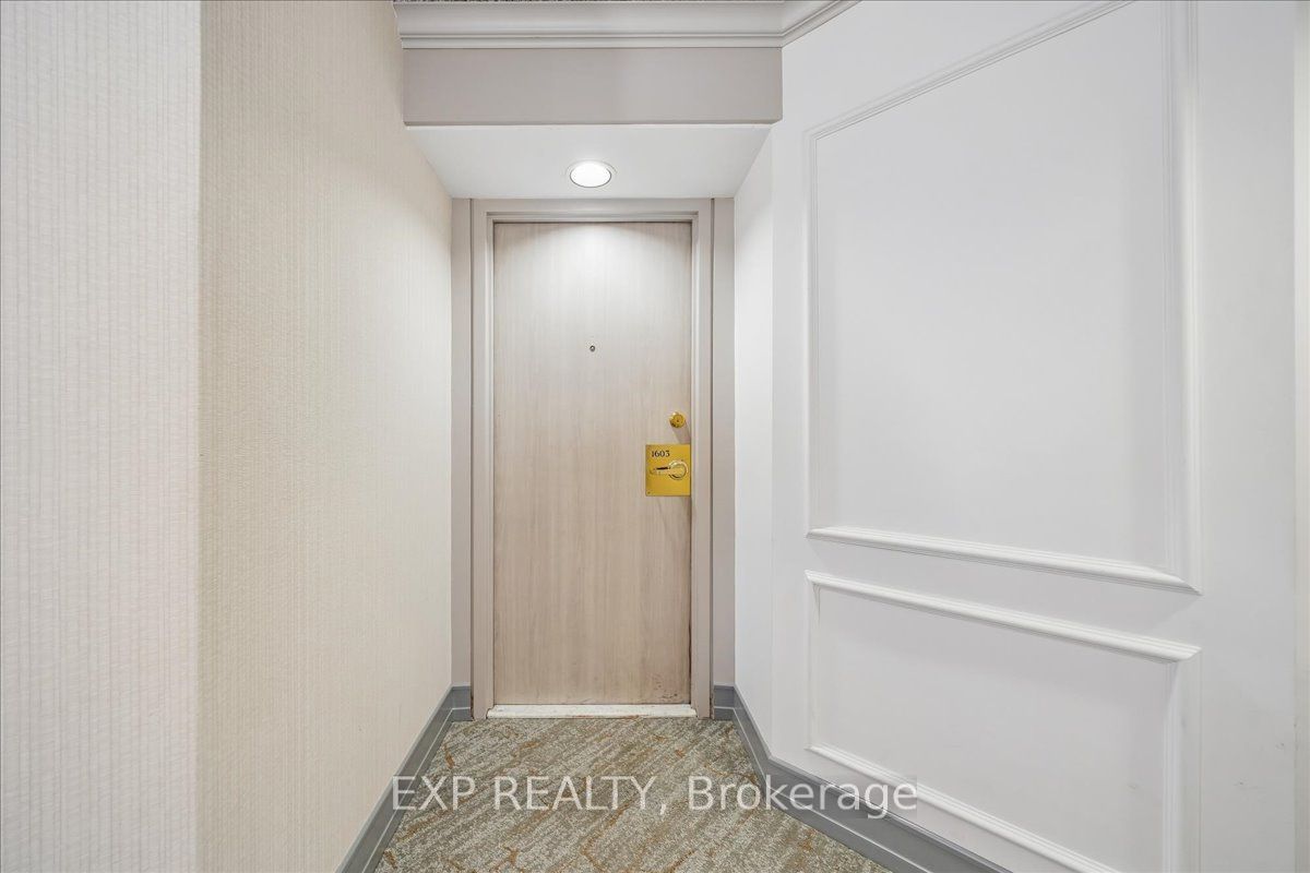 2177 Burnhamthorpe Road W 1603, Mississauga, ON L5L 5P9 photo 5