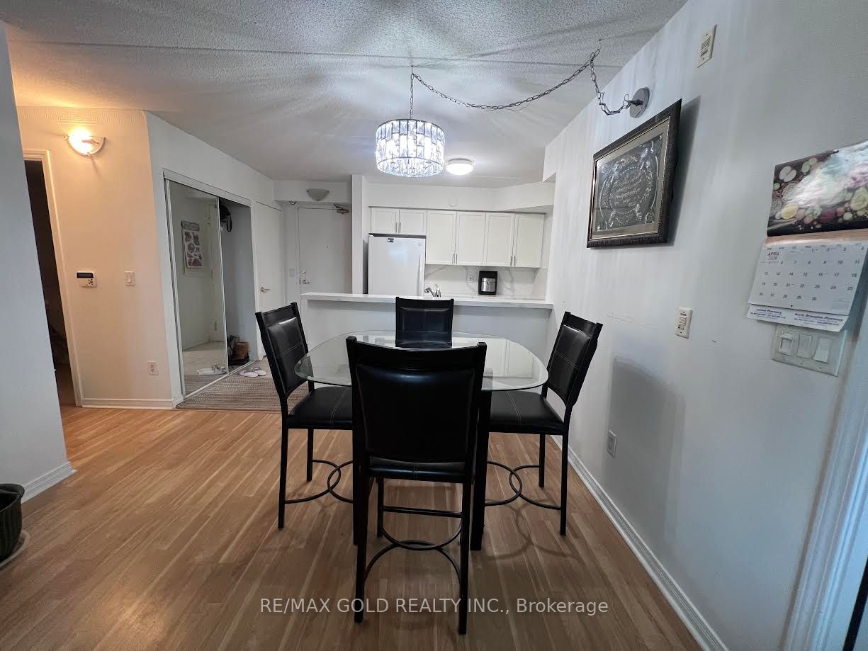 25 Via Rosedale Way 213, Brampton, ON L6R 3J8 photo 4