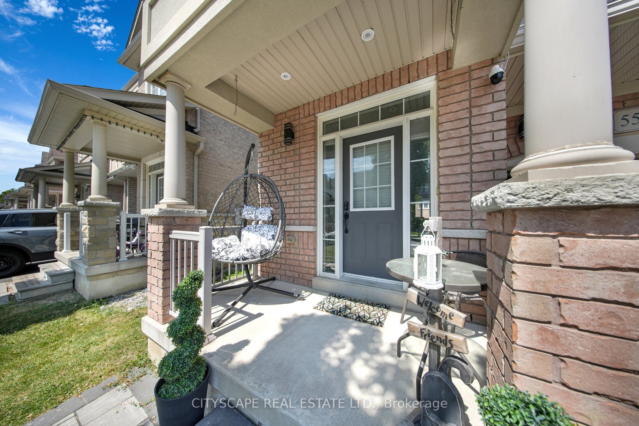 5517 Meadowcrest Avenue, Mississauga, ON L5M 0N1 photo 2