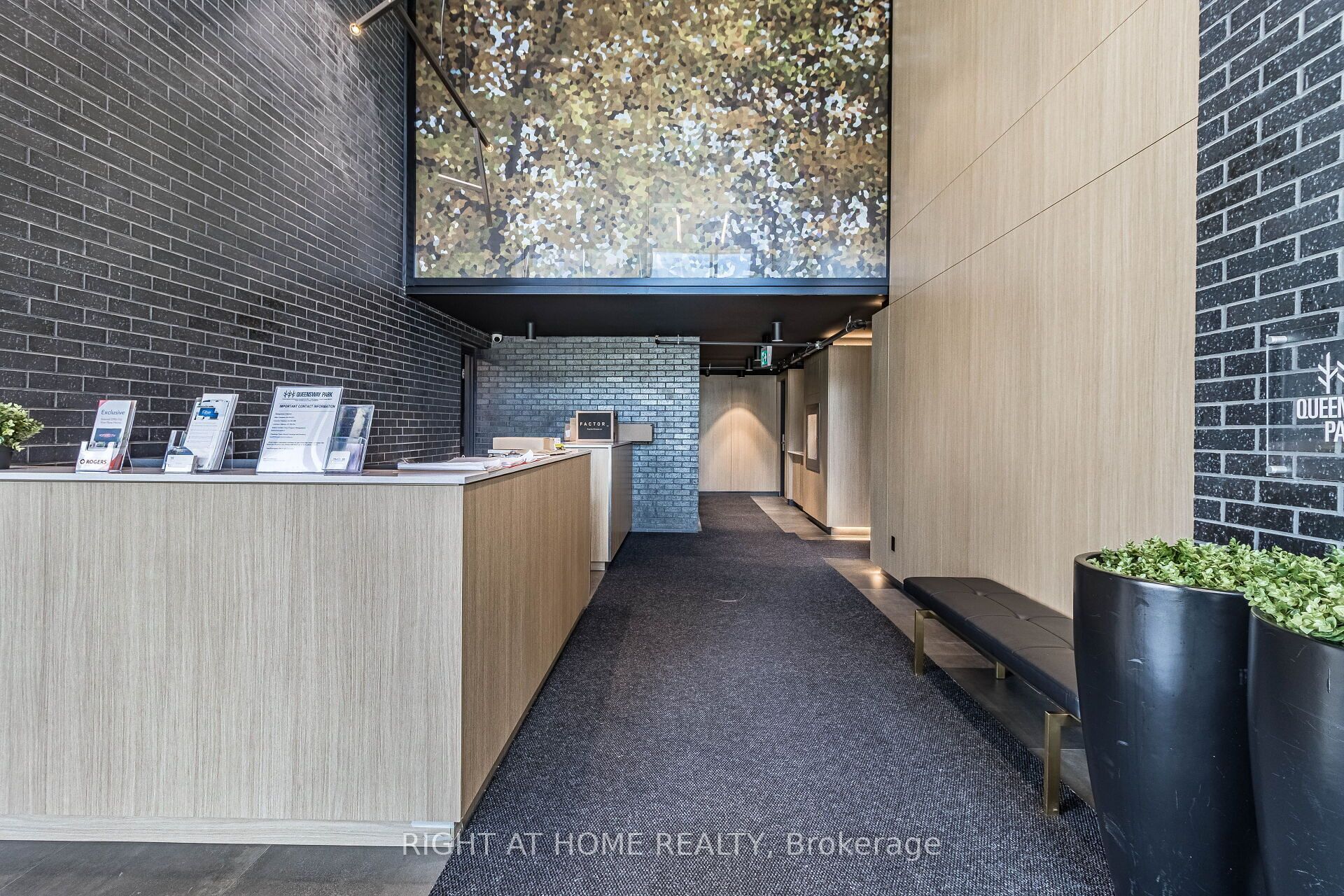 7 Smith Crescent 817, Toronto, ON M8Z 0G3 photo 5