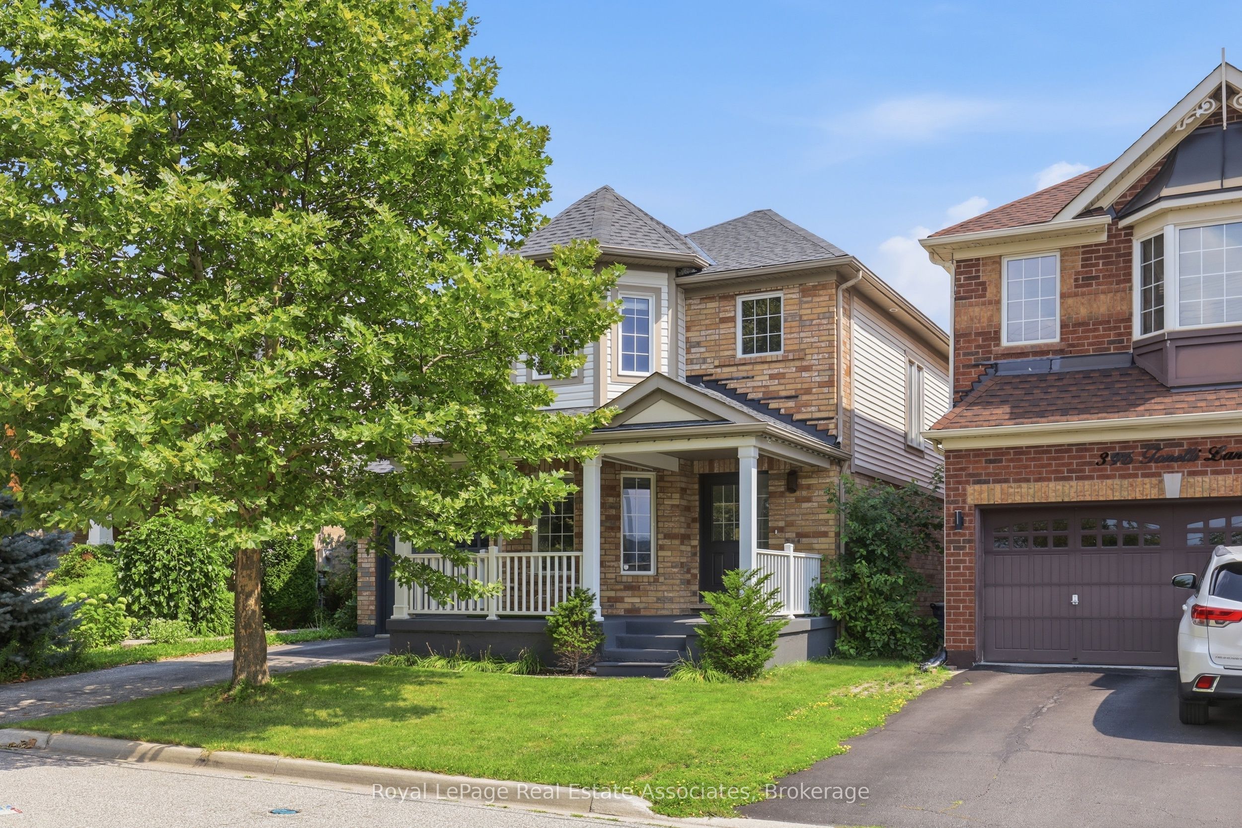392 Tonelli Lane, Milton, ON L9T 0N4