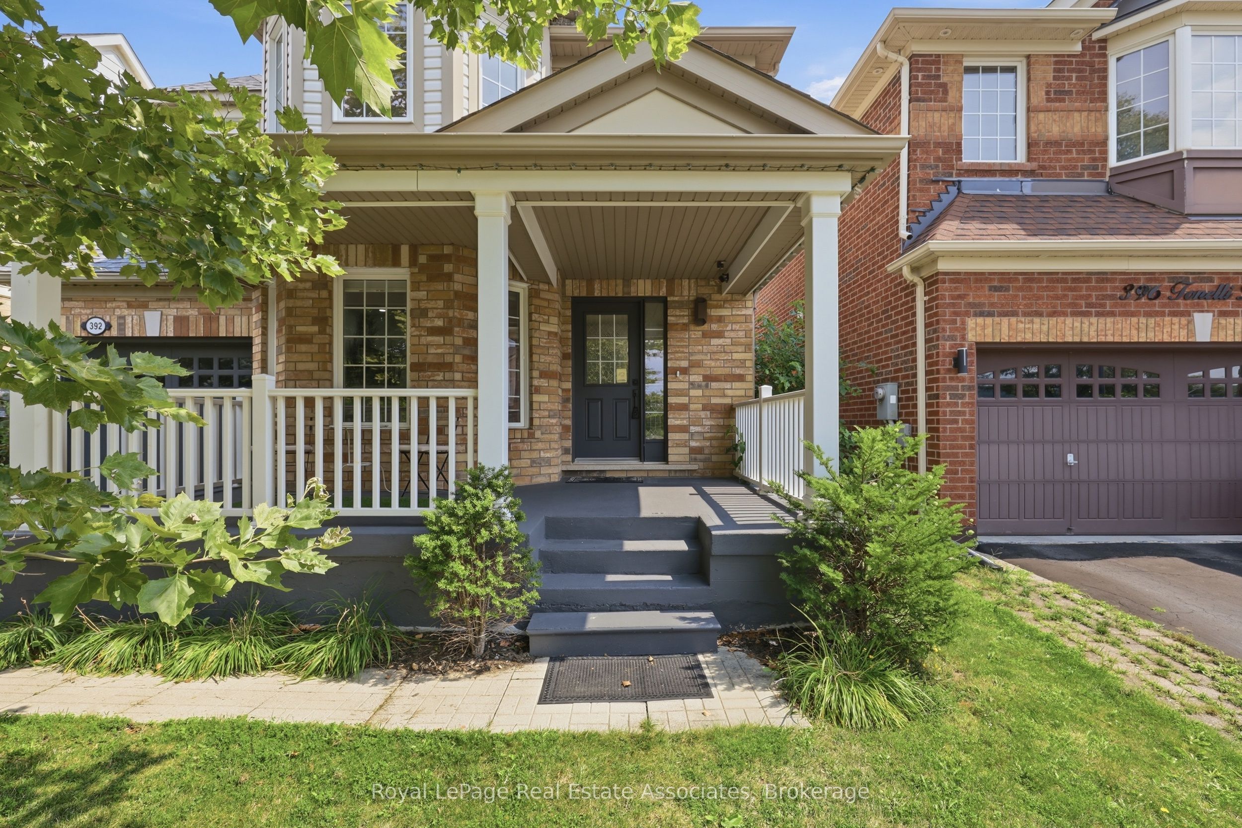 392 Tonelli Lane, Milton, ON L9T 0N4 photo 2