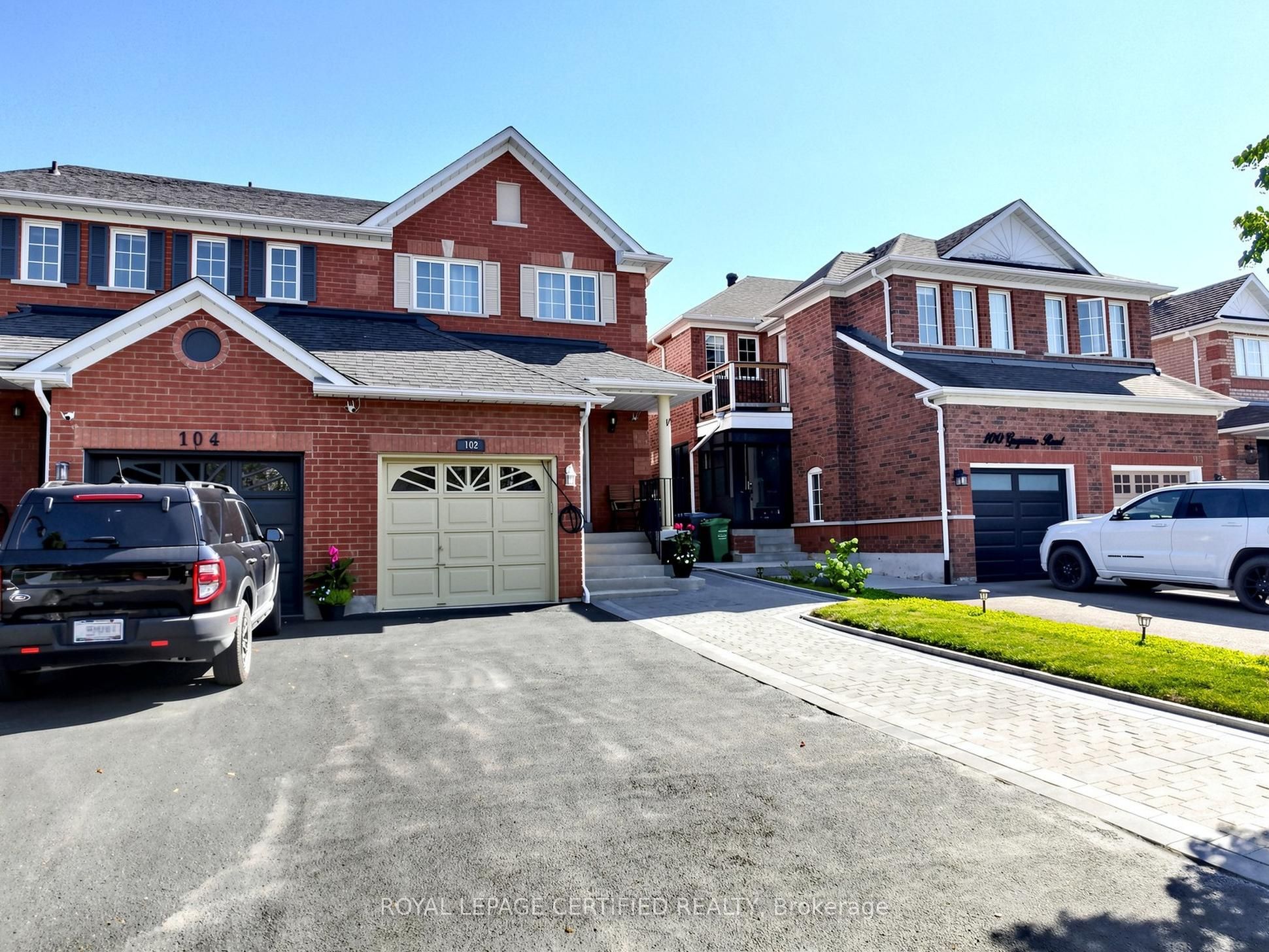 102 Grapevine Road, Caledon, ON L7E 2M6 photo 2