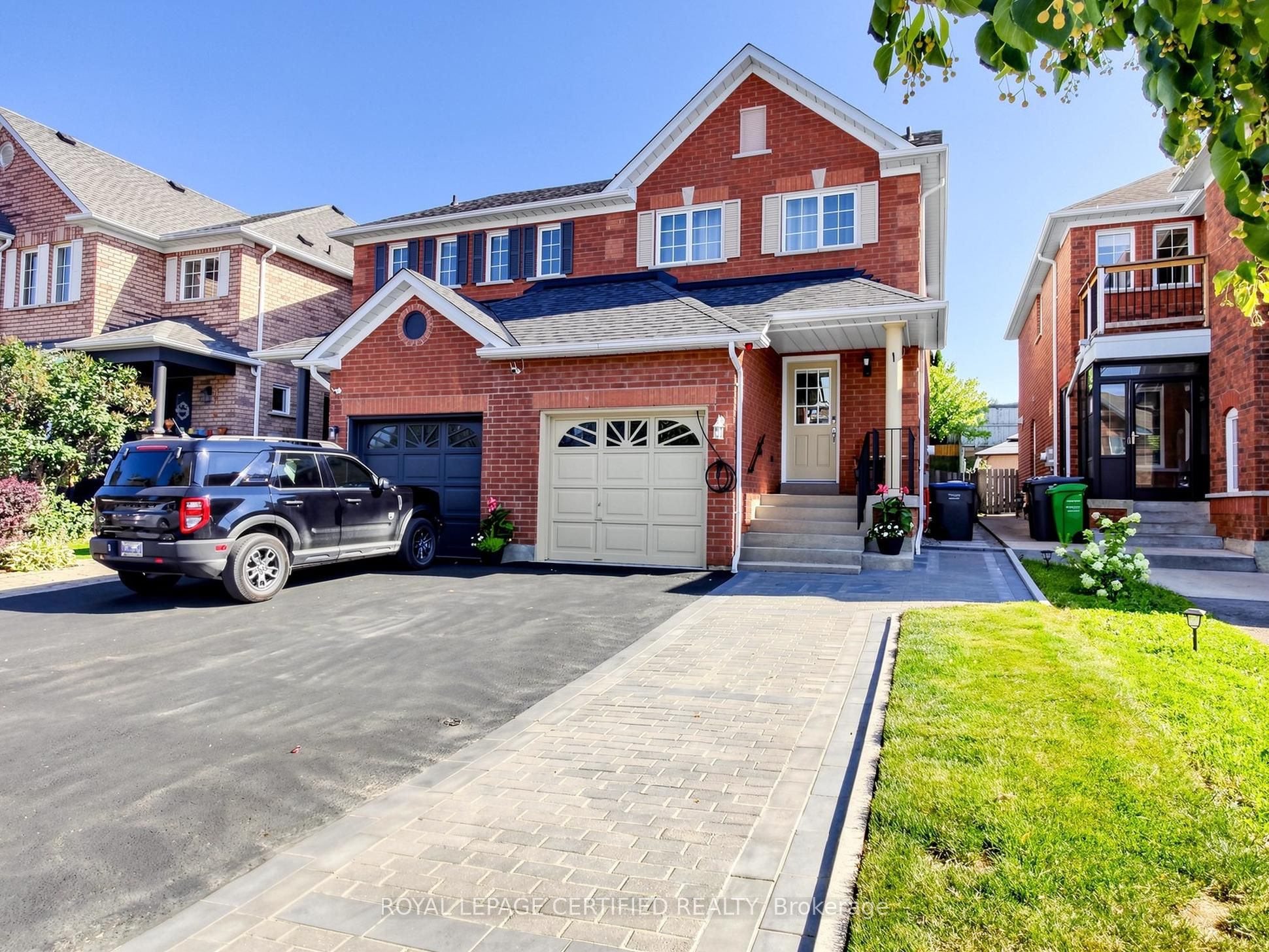 102 Grapevine Road, Caledon, ON L7E 2M6 photo 3