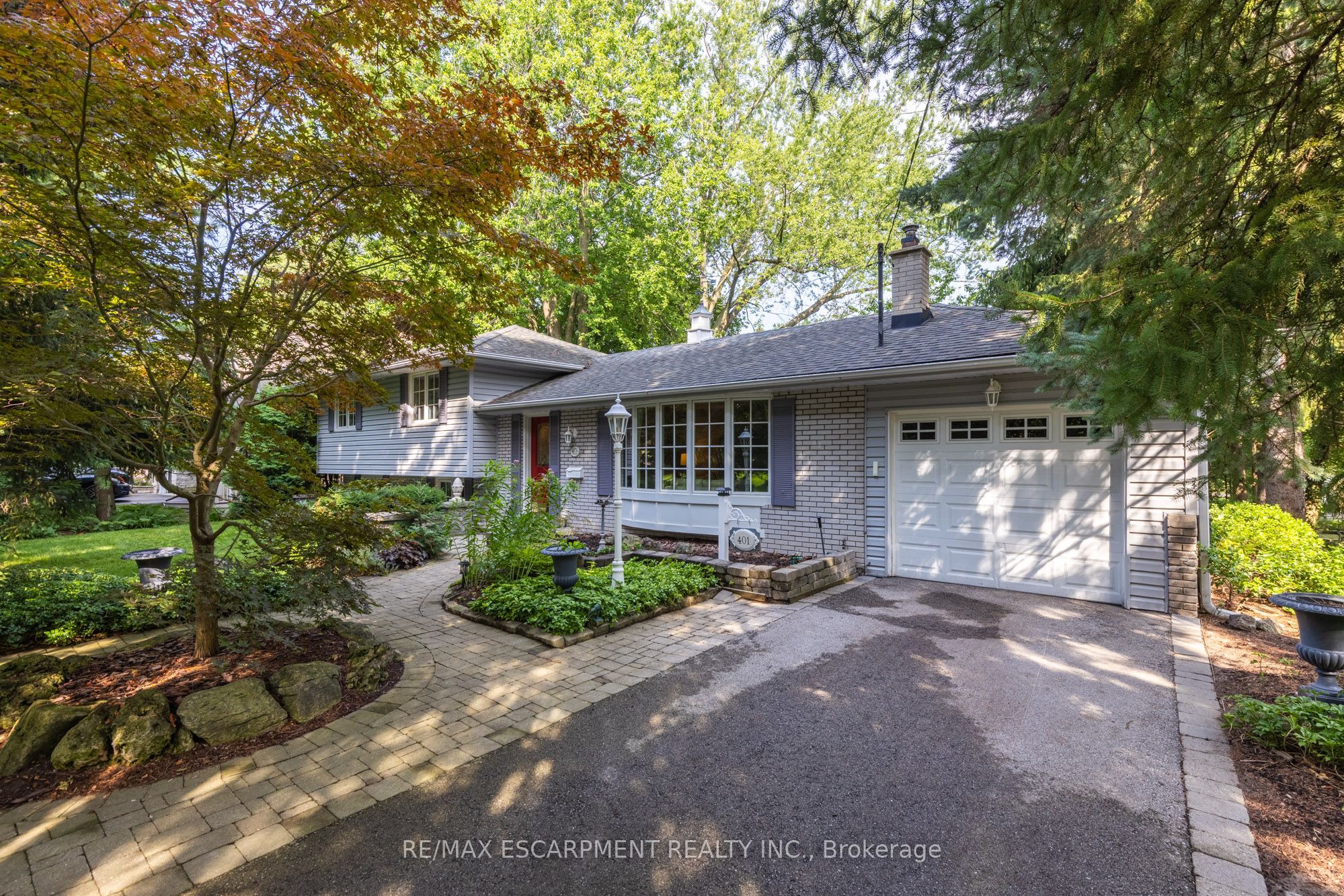 401 Cairncroft Road, Oakville, ON L6J 4M8 photo 2