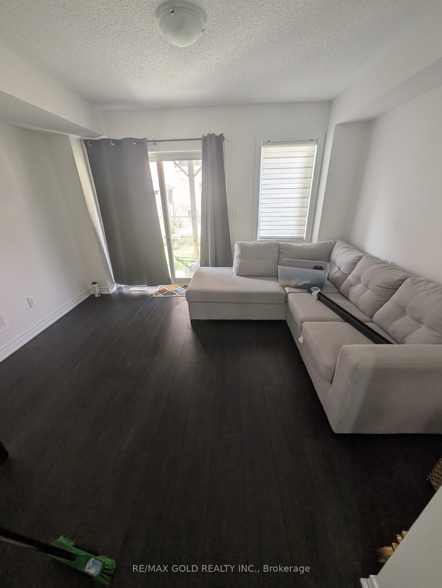 22 Faye Street, Brampton, ON L6P 4M9 photo 4