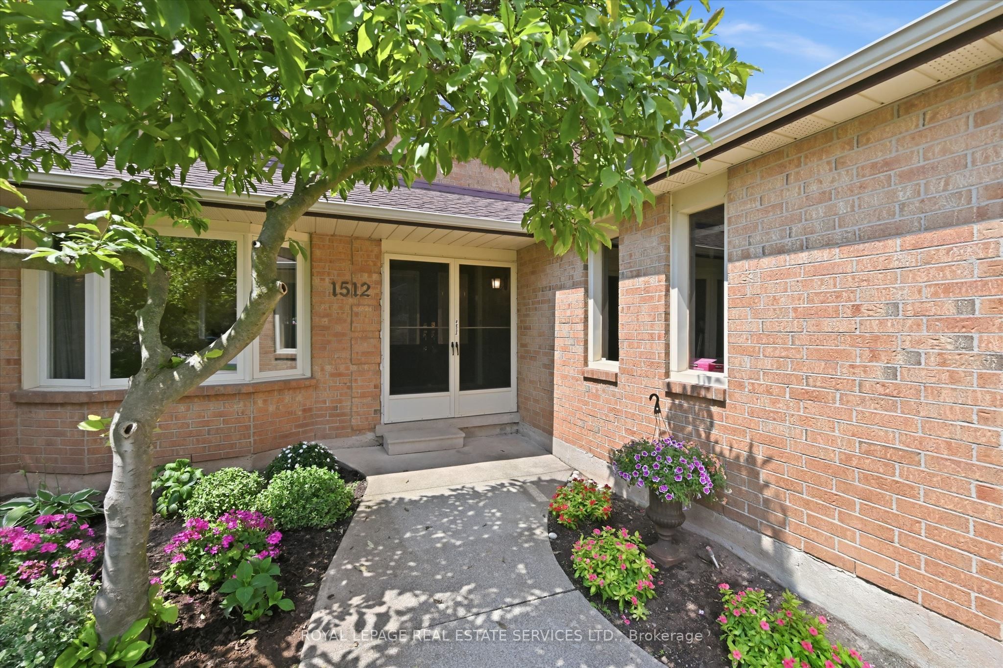 1512 Princeton Crescent, Oakville, ON L6H 4H4 photo 3