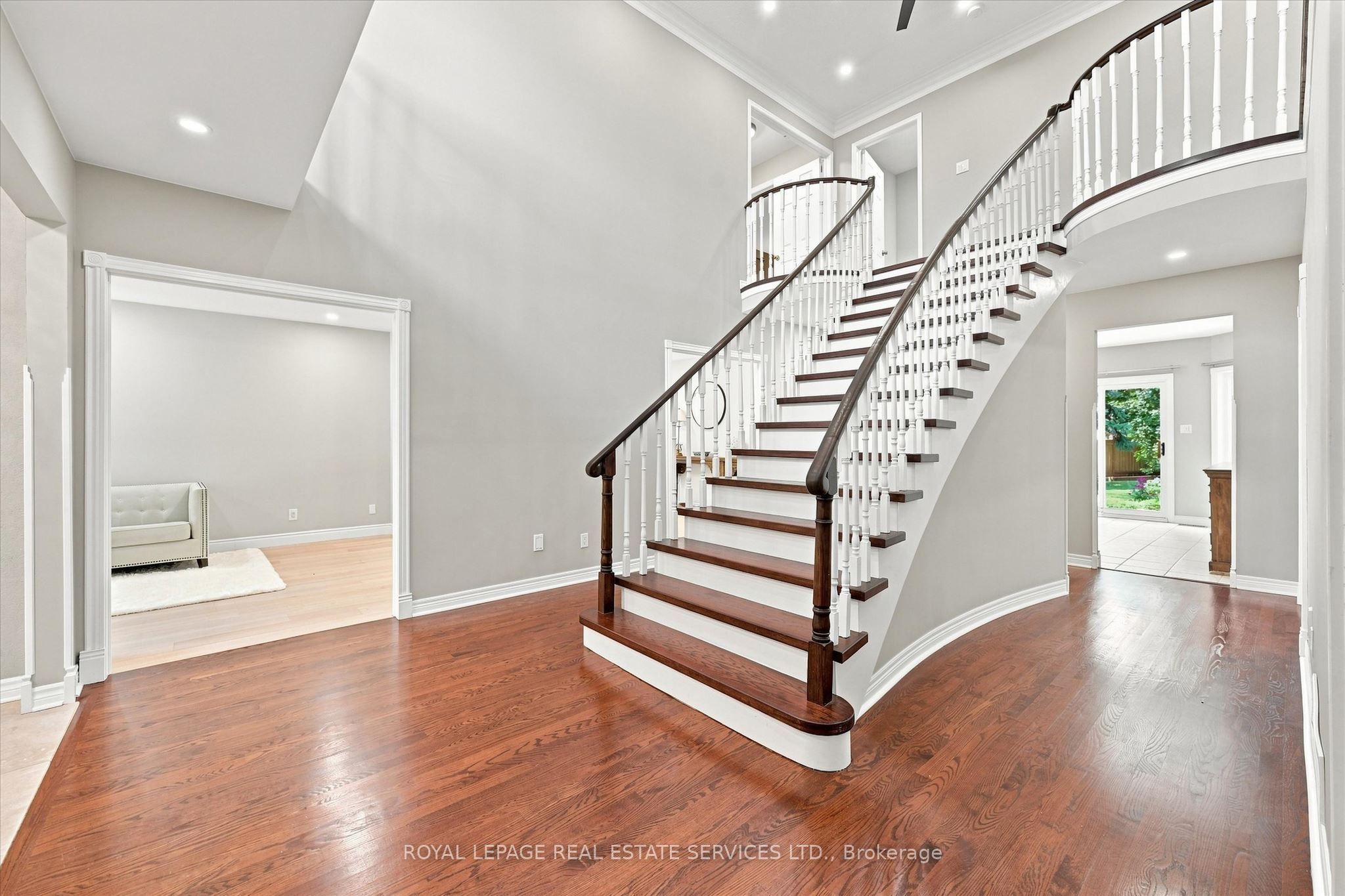 1512 Princeton Crescent, Oakville, ON L6H 4H4 photo 5