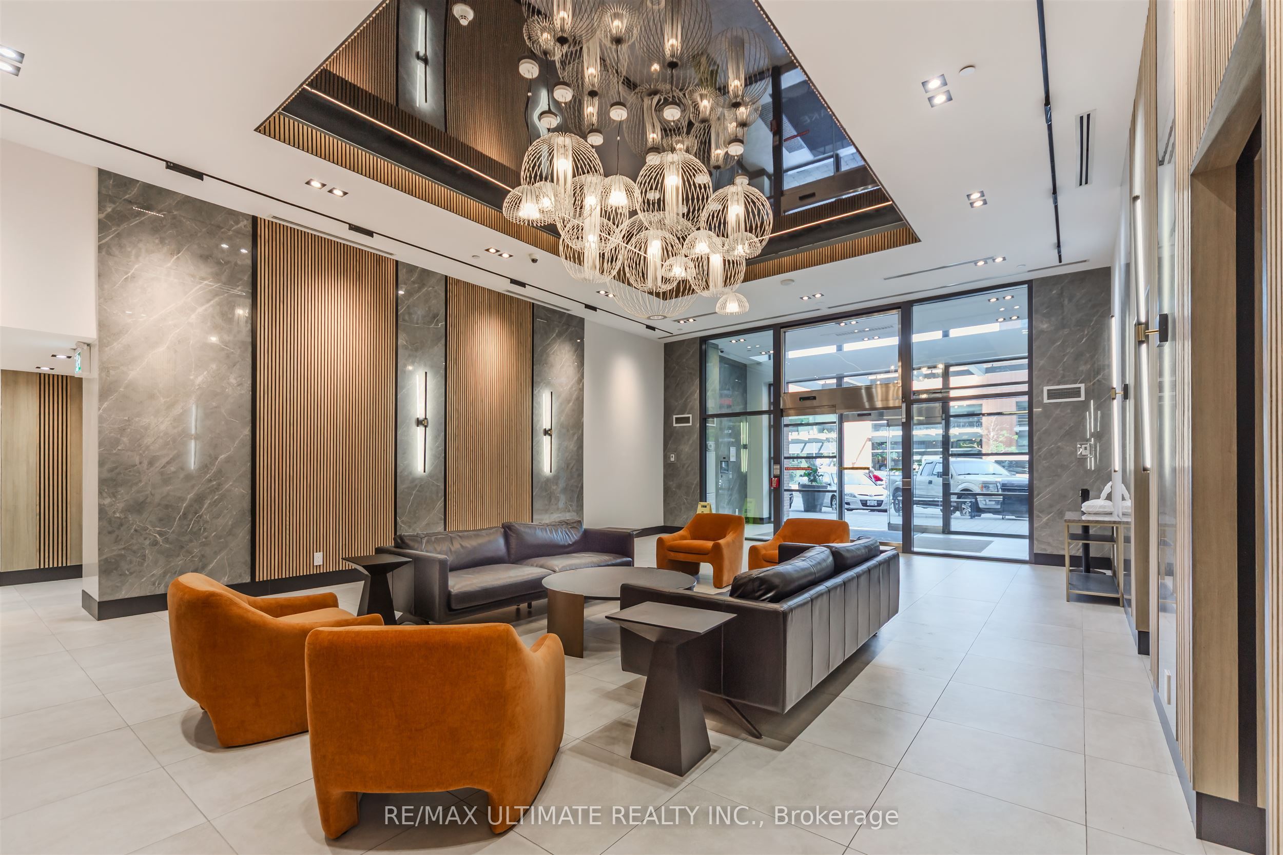 2220 Lake Shore Boulevard W 2706, Toronto, ON M8V 1A4 photo 3