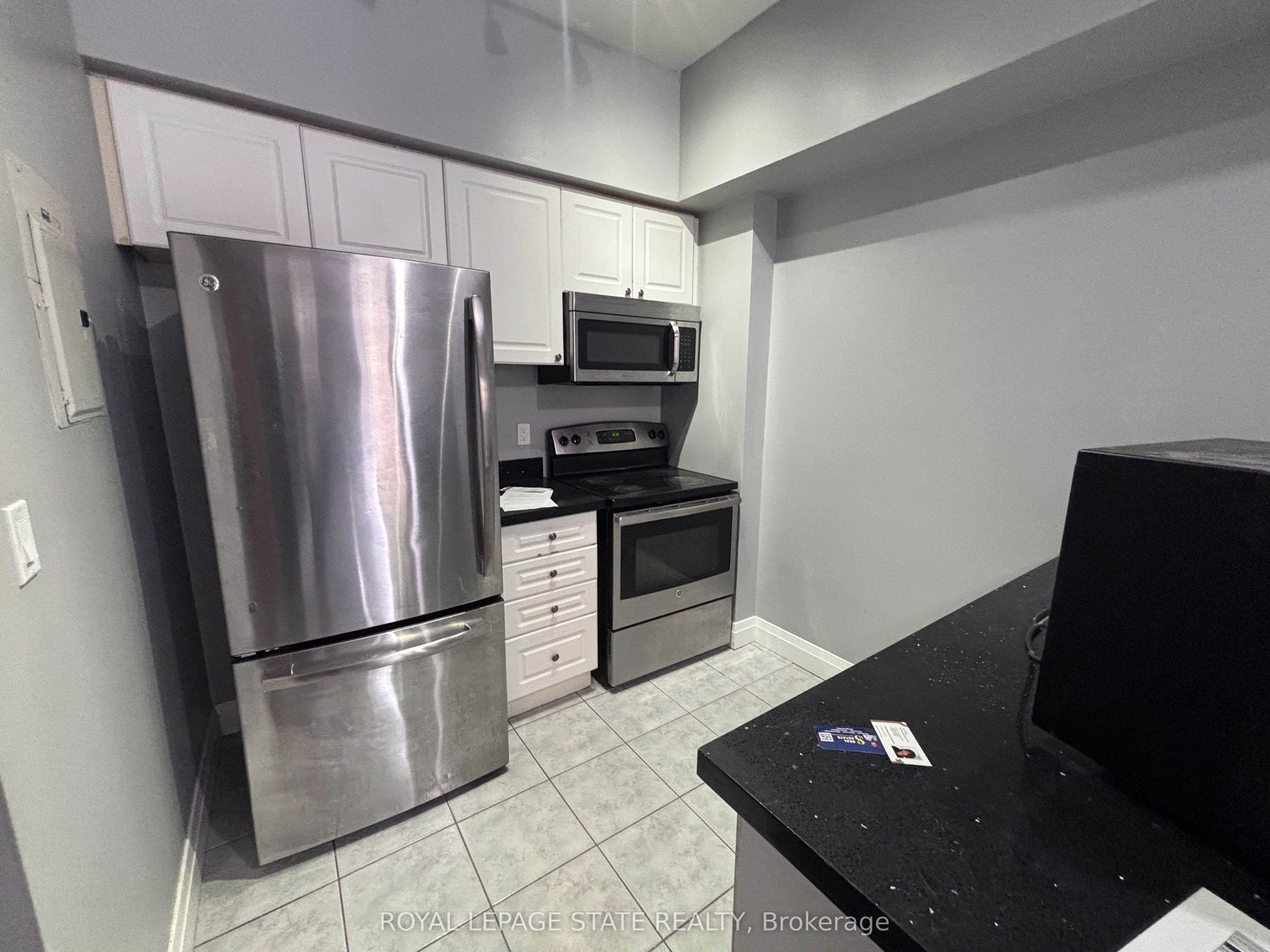 615 Shoreline Drive 17, Mississauga, ON L5B 4K4 photo 4