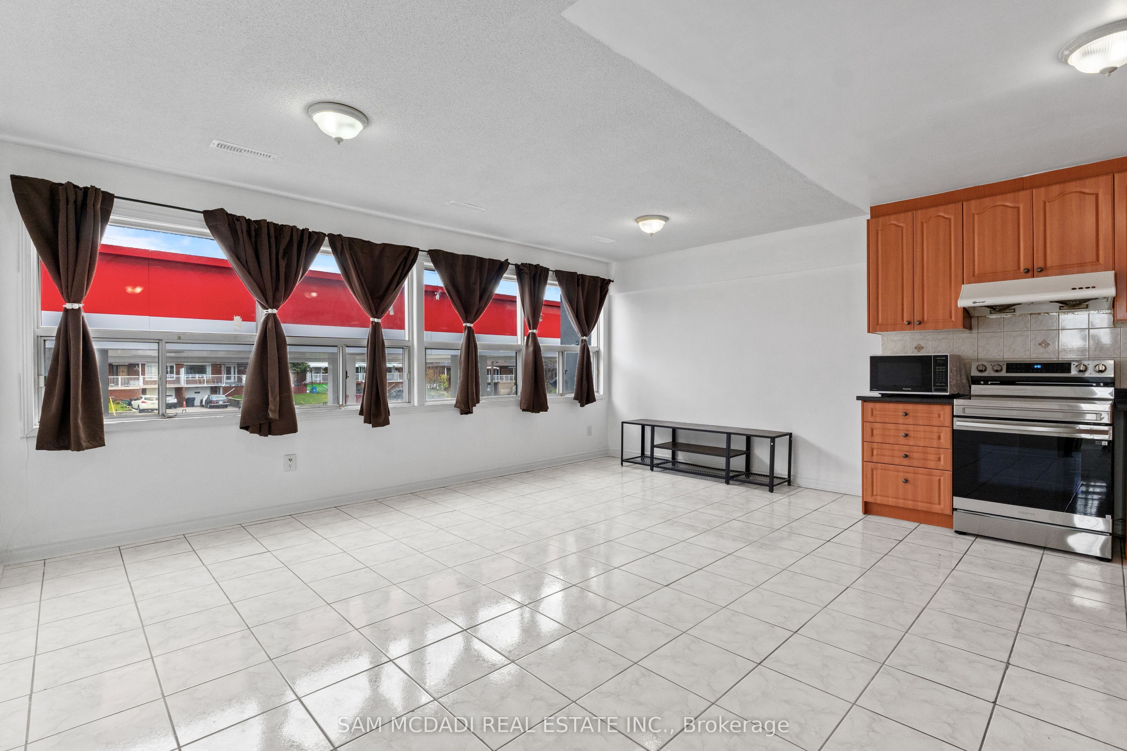 2922 Islington Avenue 3, Toronto, ON M9L 2K4 photo 4