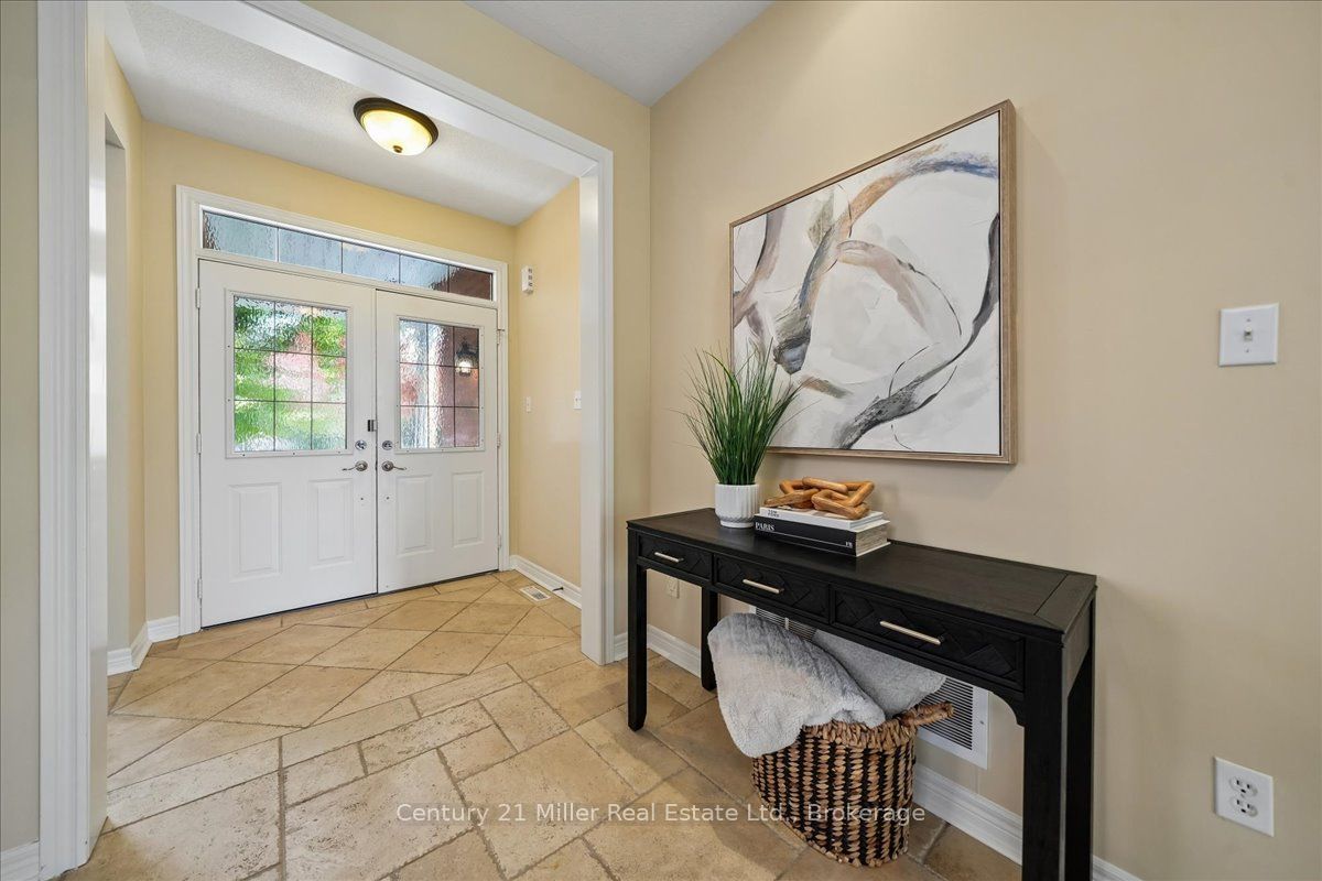 2350 Valleyridge Drive, Oakville, ON L6M 5C1 photo 3